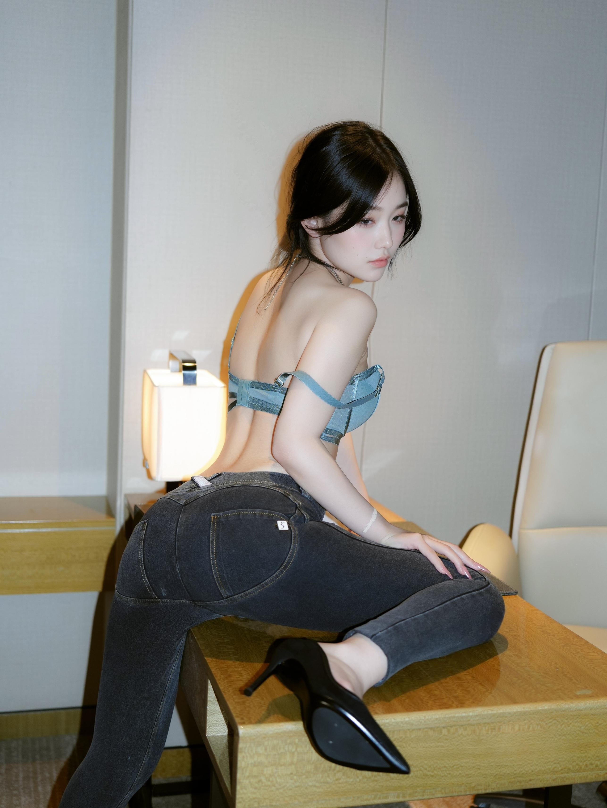 汁汁 - 인턴 여비서 87P