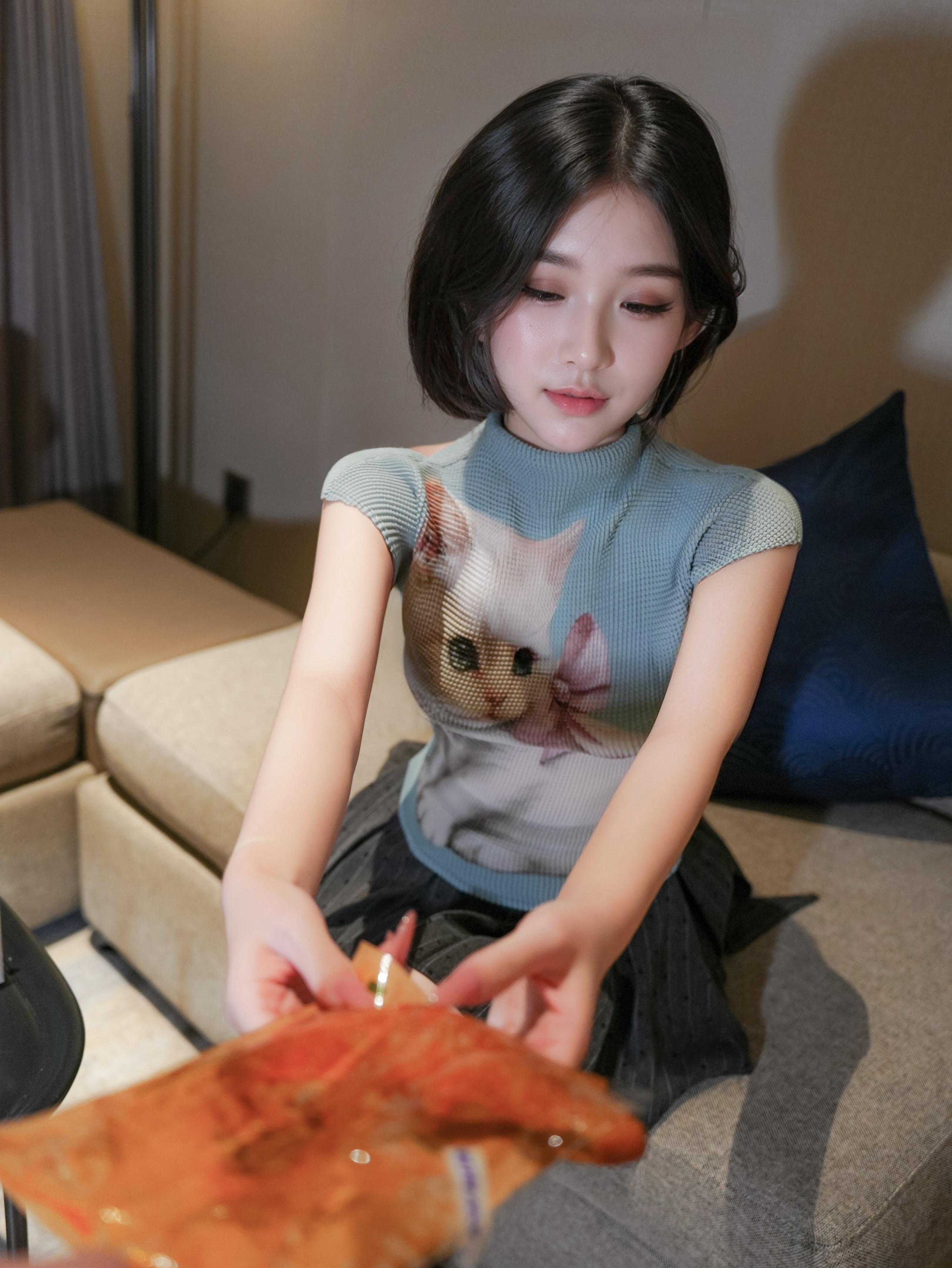 汁汁 - 치킨 다리를 사랑하는 소녀 91P