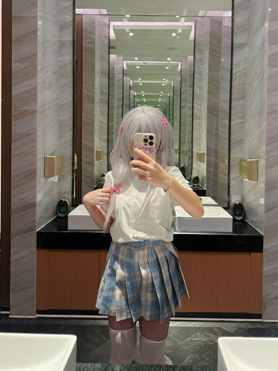 幼嫩 - 软萌甘美な小仙女 露出清純な学生妹 40P