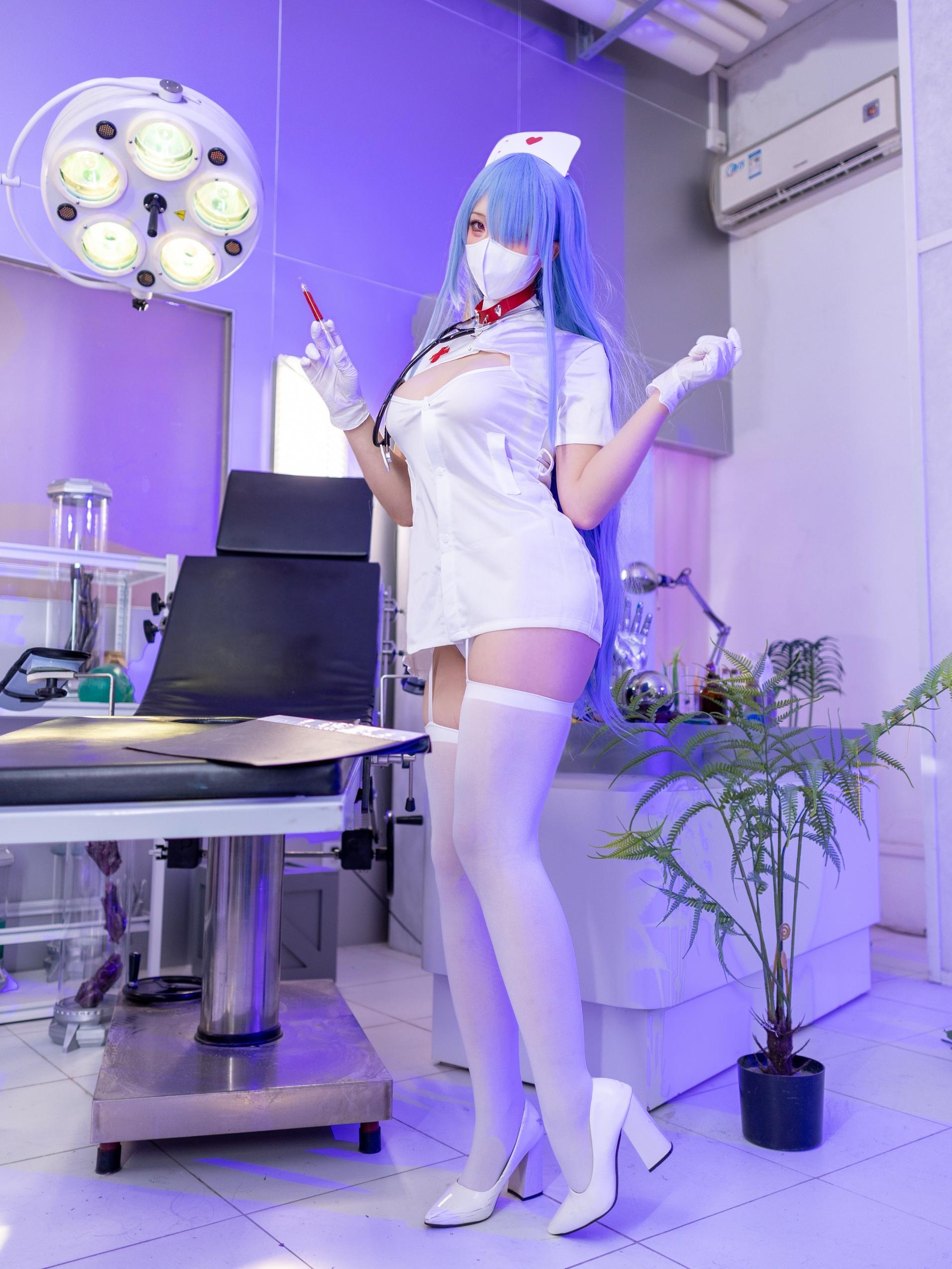 Little and Sweet Wine - Nurse Voroshilov
