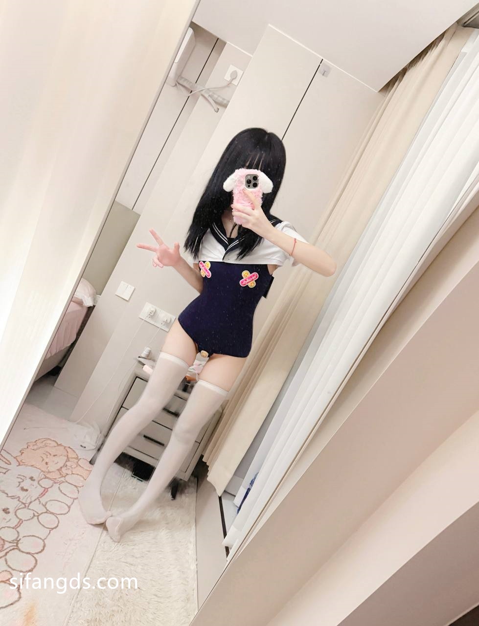 小甜泪 - 合法萝莉 私拍付费解锁 72P2V | 94写真SEO精选