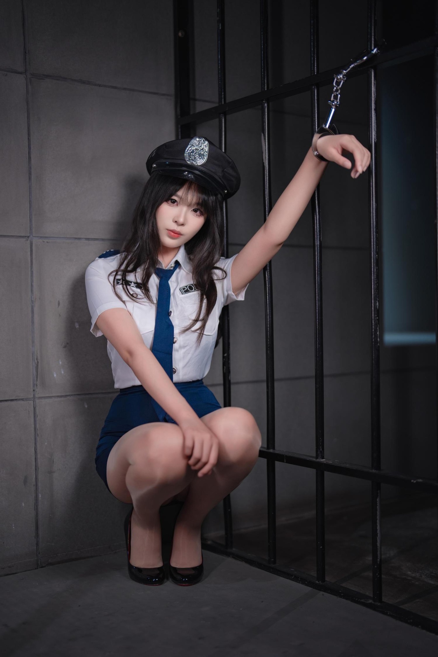 Xuan Xiao Senior - Female Officer 170P