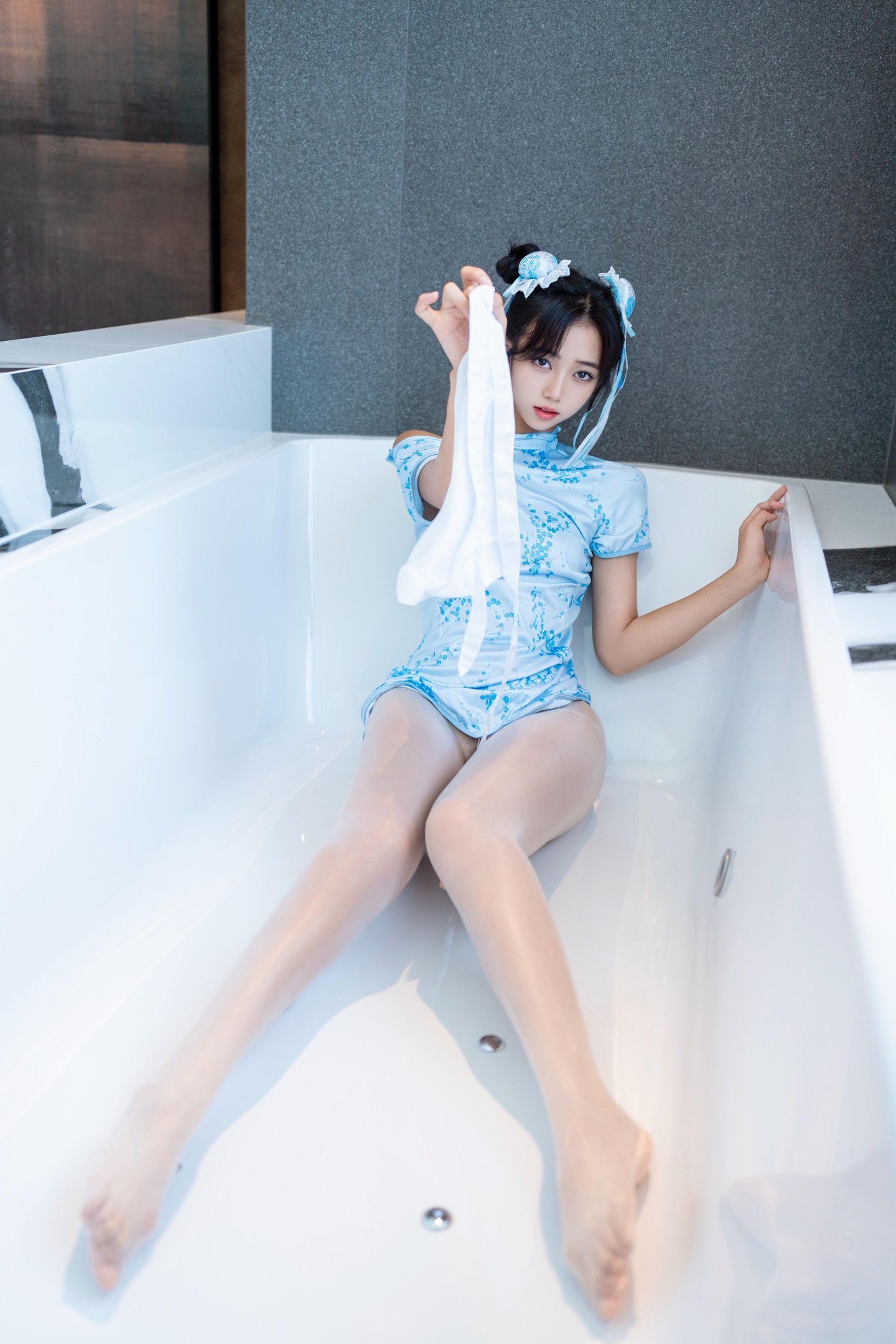 時安安 - 春麗 90P