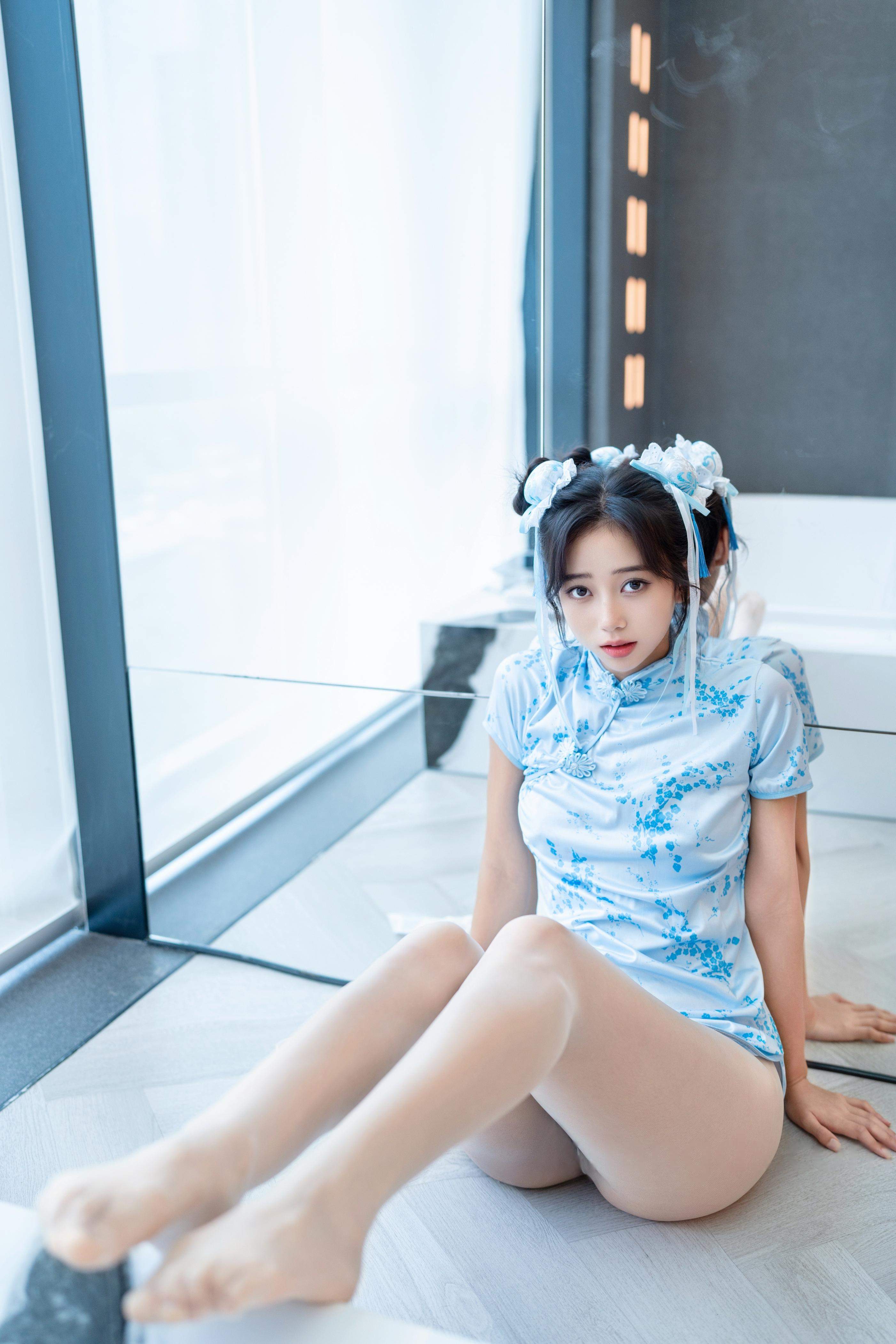 時安安 - 春麗 90P