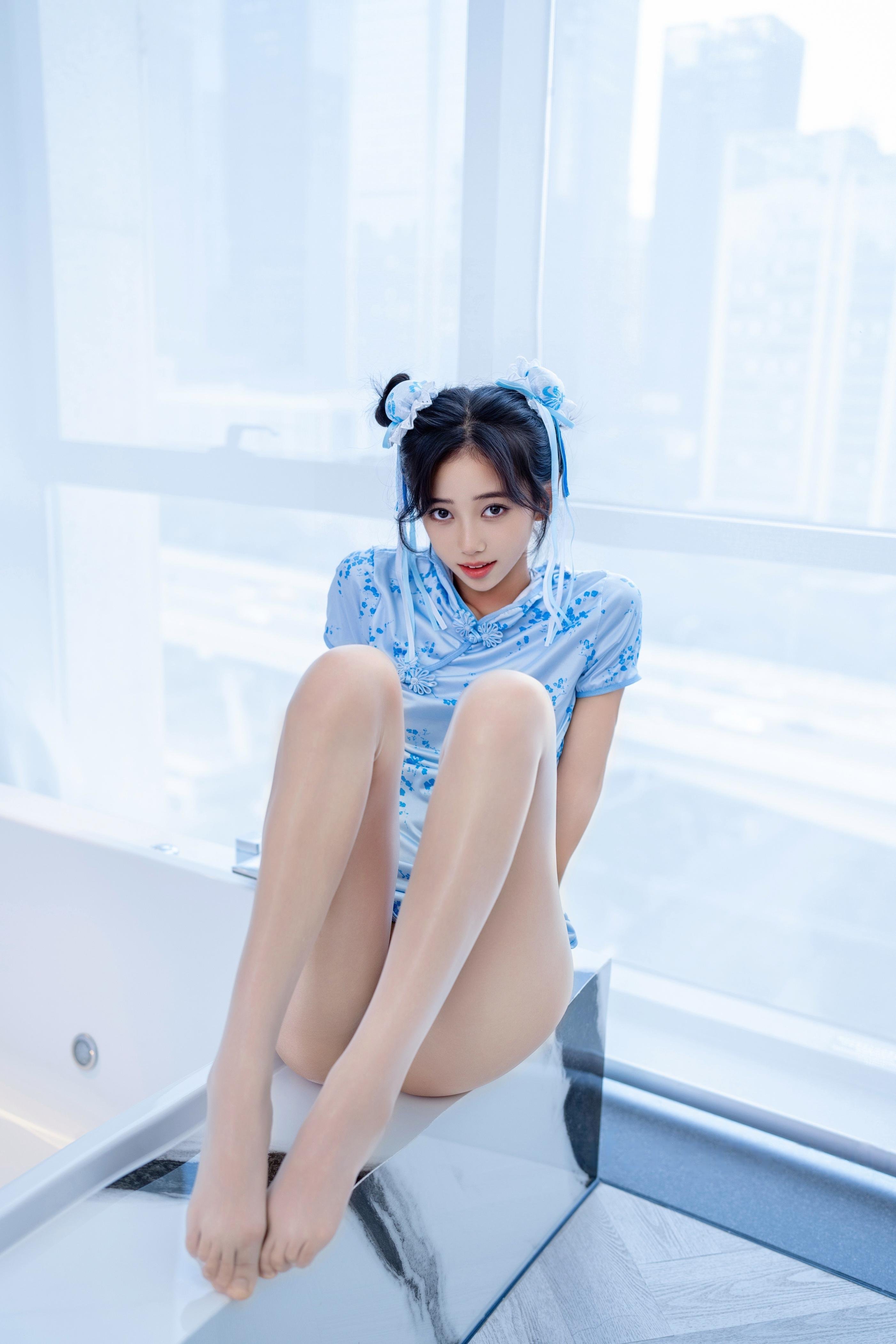 時安安 - 春麗 90P