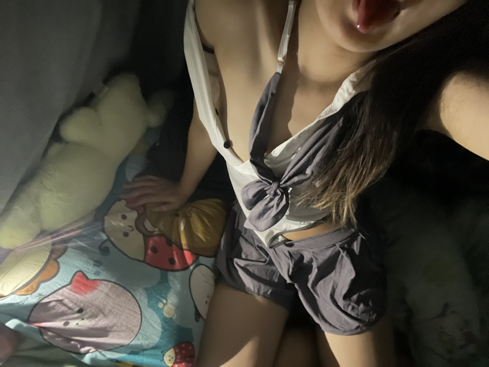 咕噜噜 - 04年 在读女大学生 | 94寫真SEO精選