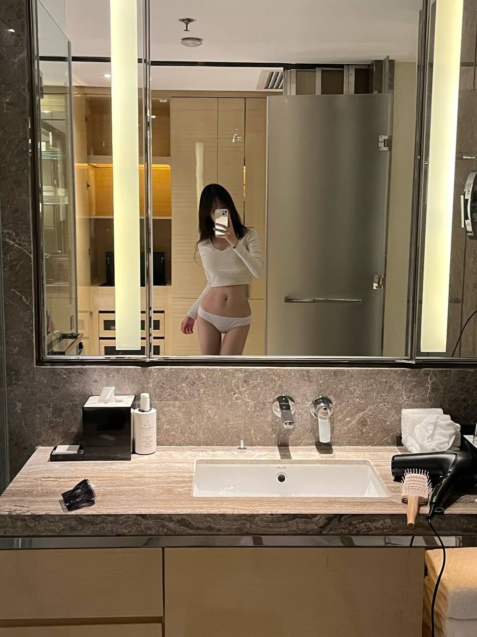 H Xiao Xiaohui - White Tiger Girl 331P171V