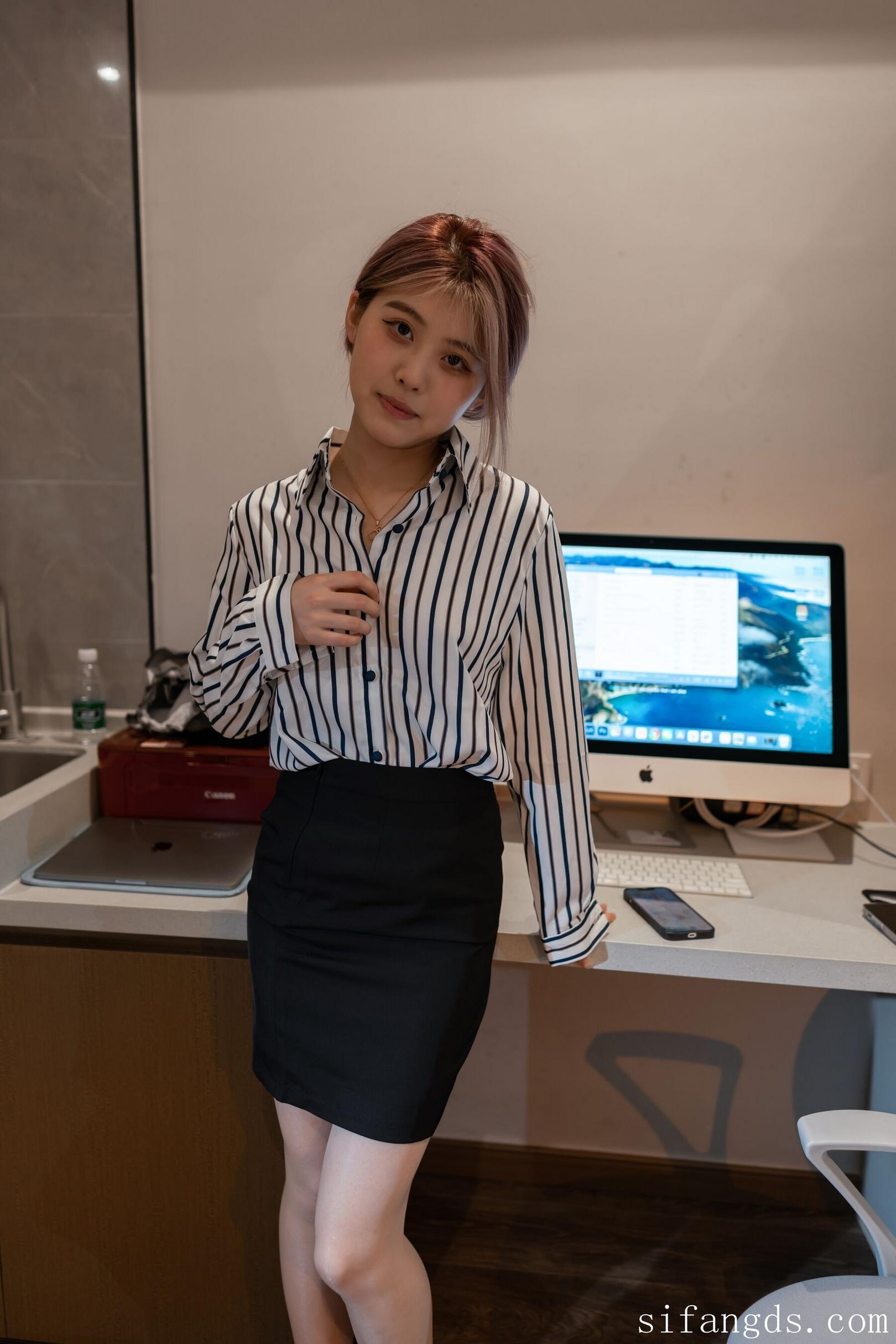'ISS Series - College Cuties 153P1V'