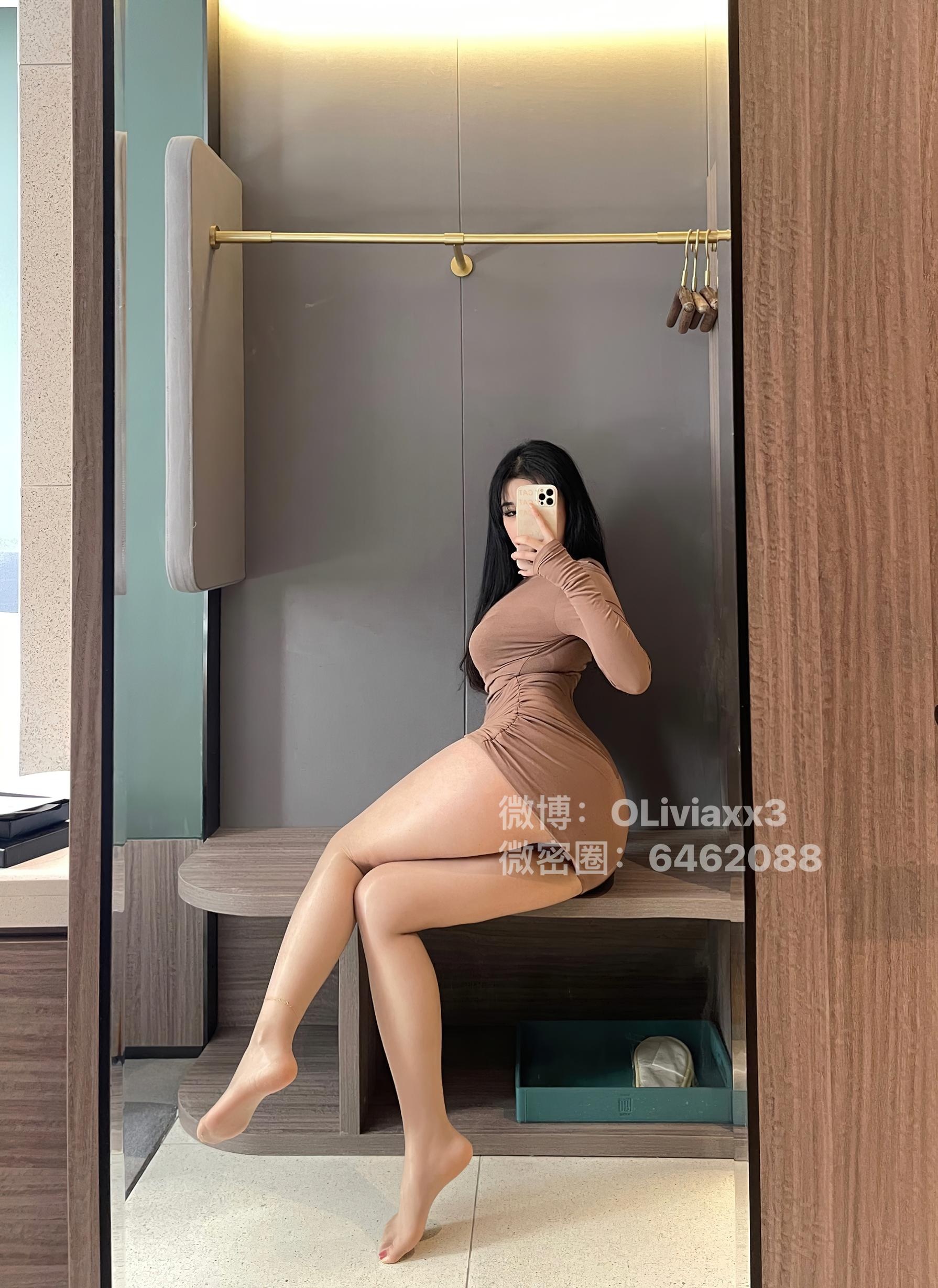 Oliviaxx - Curvy Goddess Fitness Collection X 153P4V