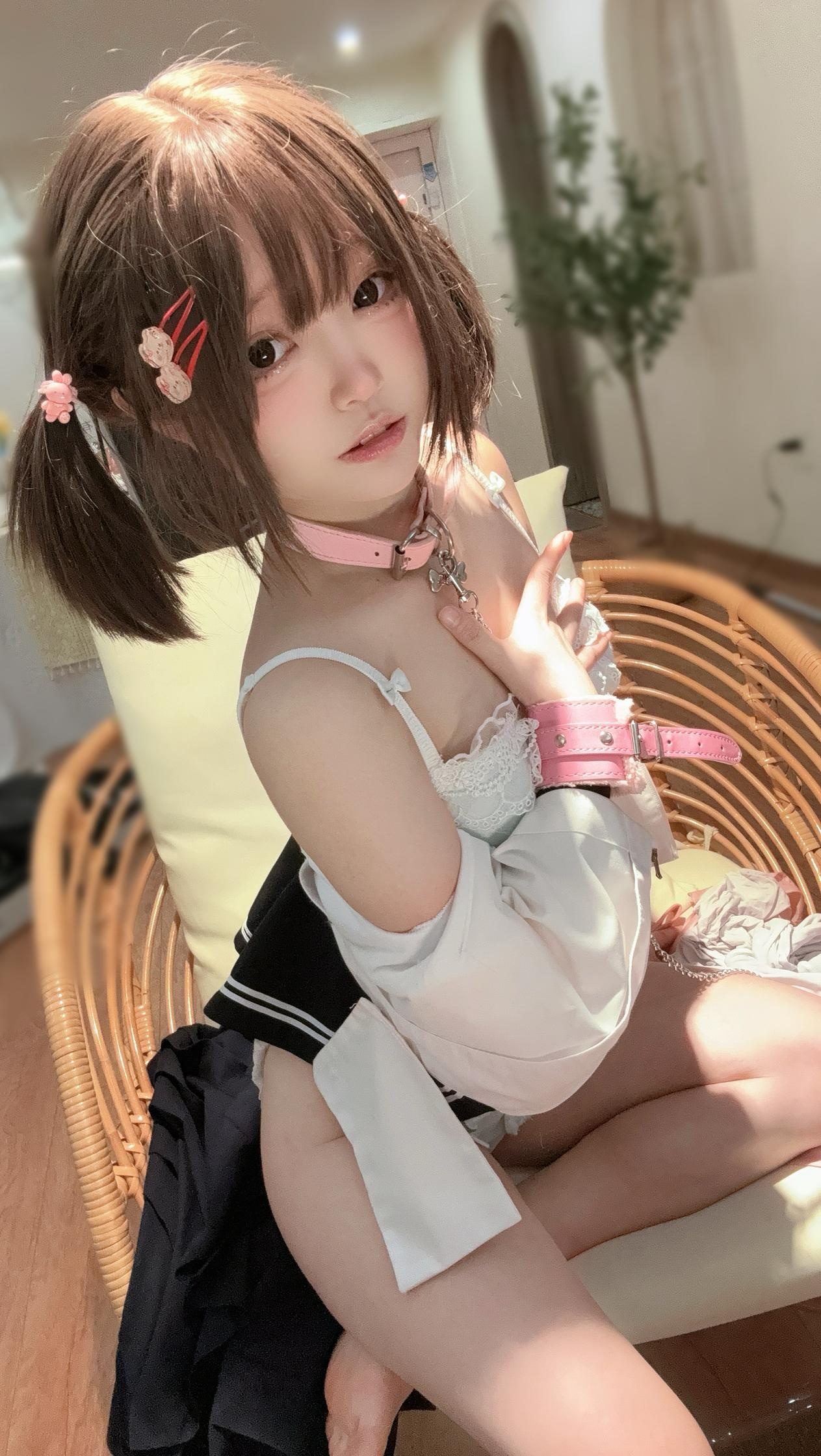 Bộ ảnh Kanzawa Eiri Just Trap Me Like This 66P2V