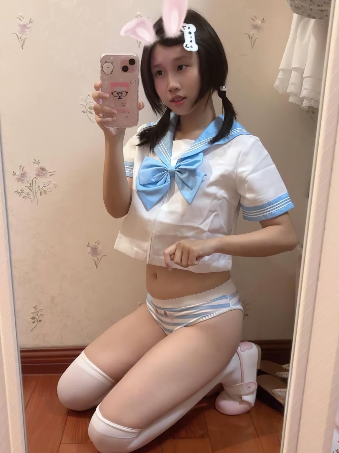 'Xuxu(xuxulik) - 1314문턱 쌍말총 출연 완벽 로리 복지 구독 210P6V'