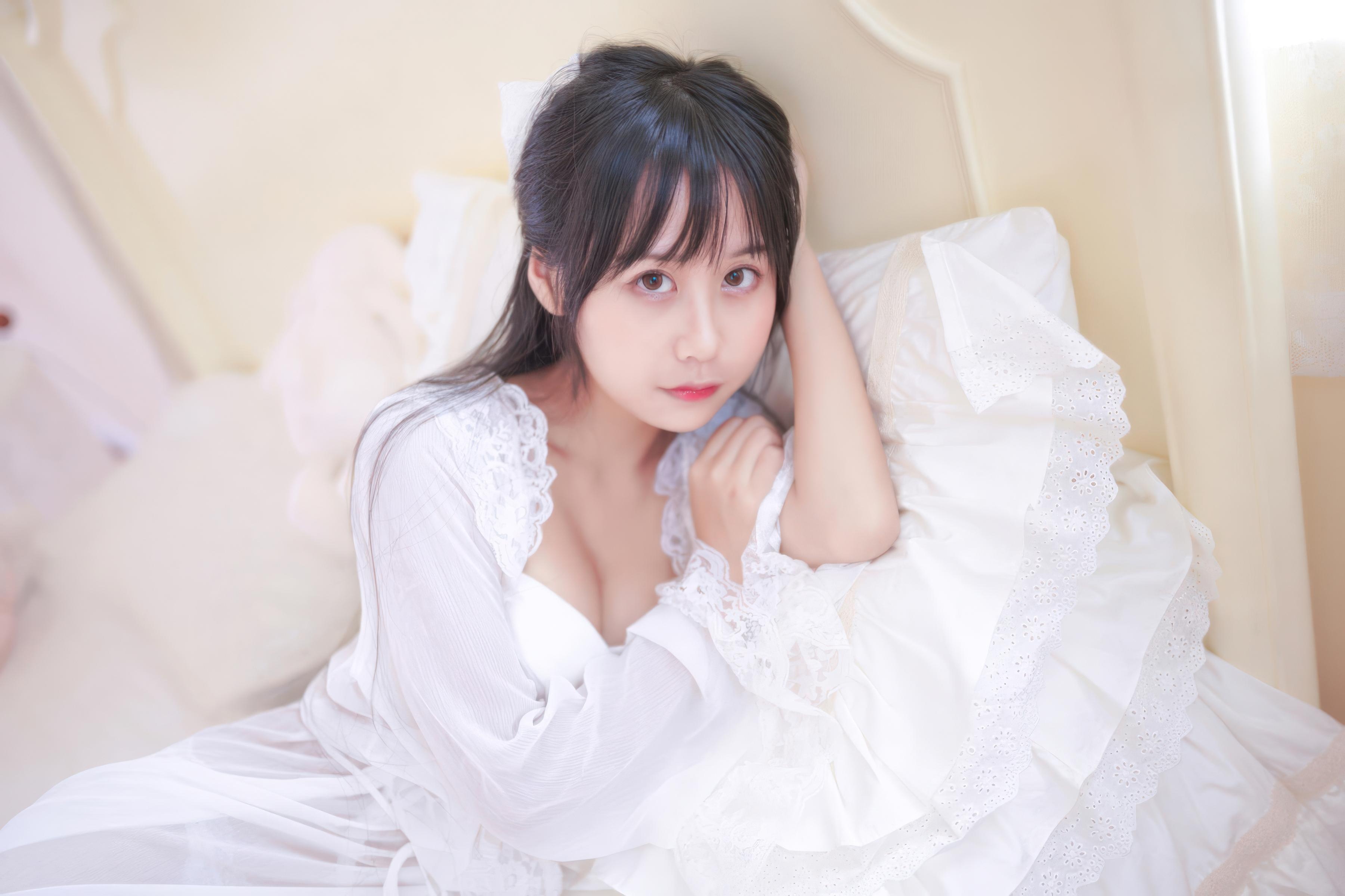 萌芽儿o0 - Trà Trắng Thanh Nhàn 22P