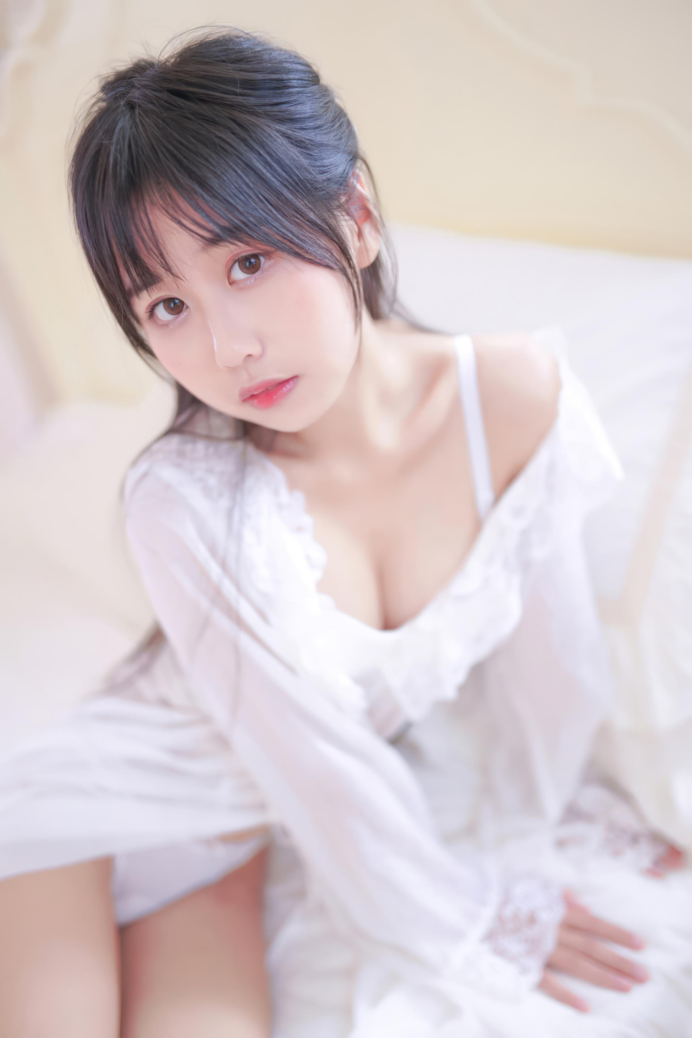 萌芽儿o0 - Trà Trắng Thanh Nhàn 22P