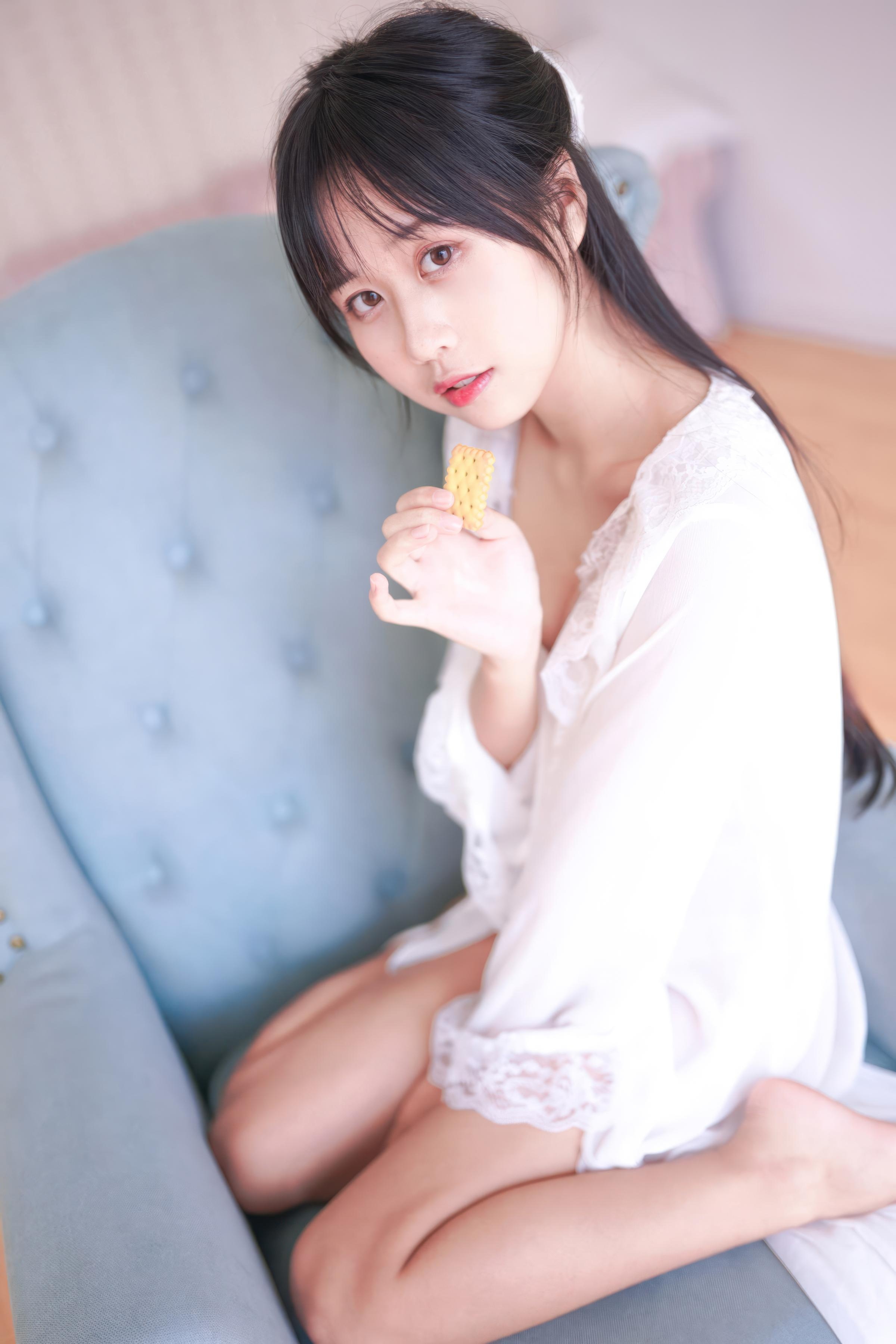萌芽儿o0 - Trà Trắng Thanh Nhàn 22P