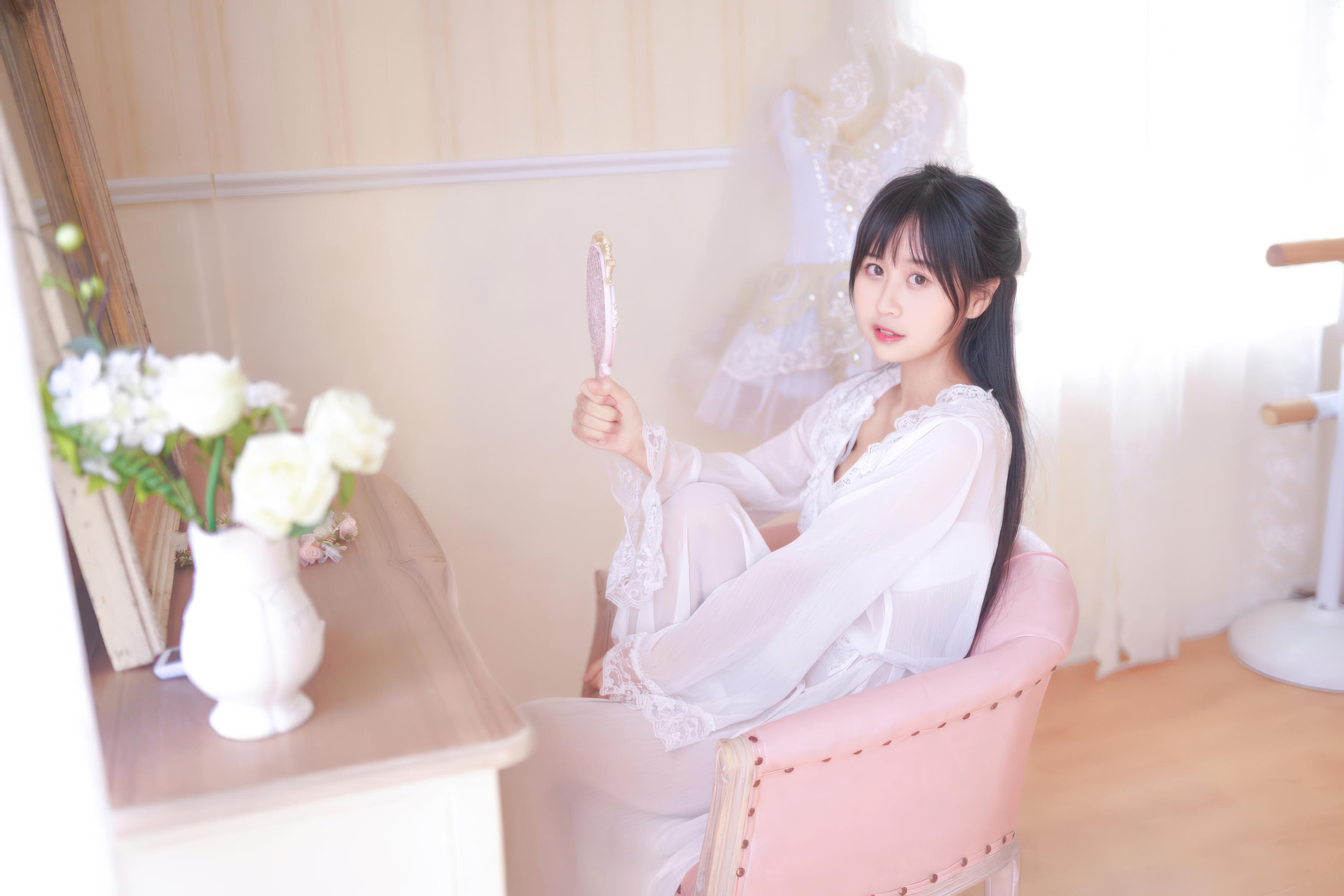 萌芽儿o0 - Trà Trắng Thanh Nhàn 22P