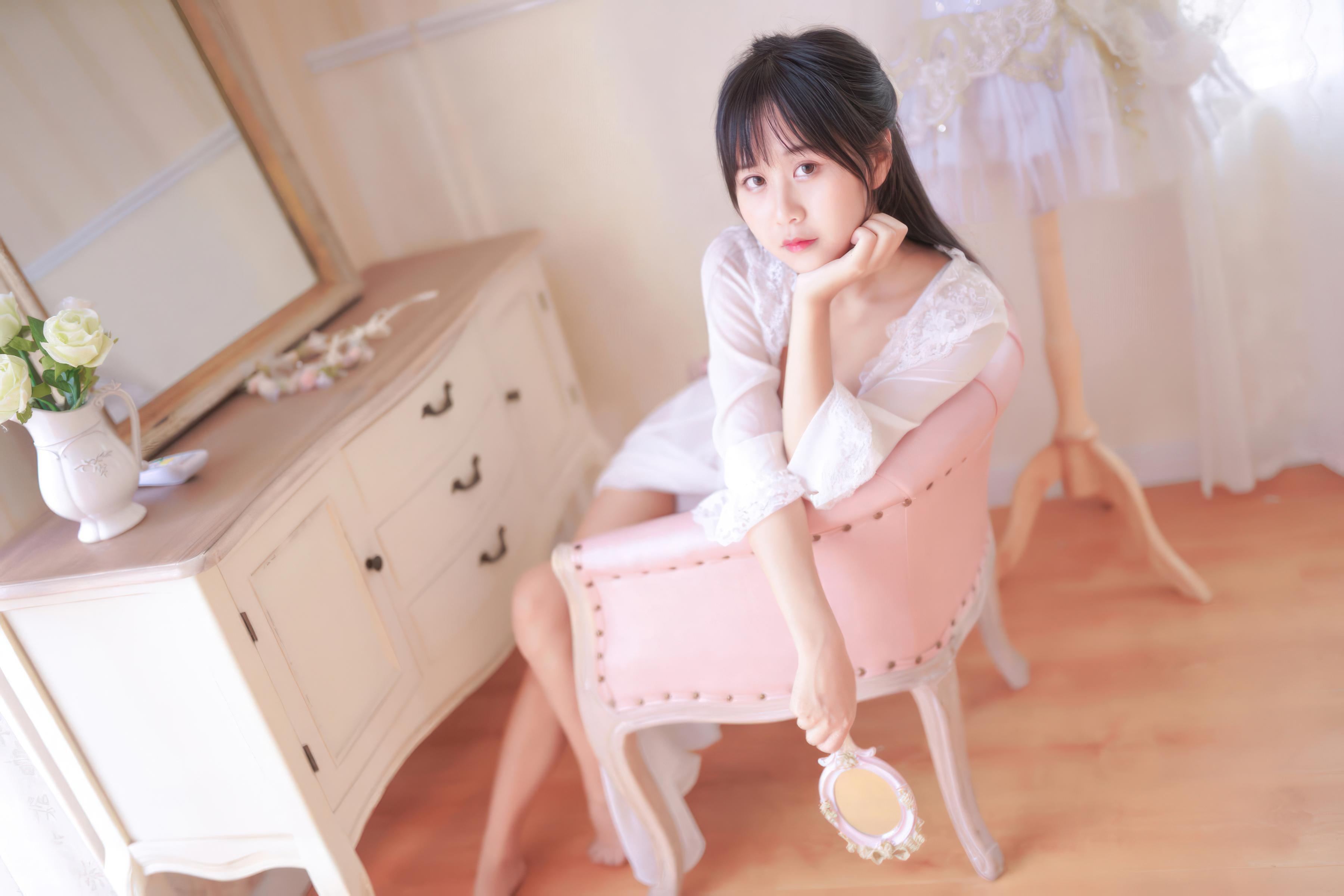 萌芽儿o0 - Trà Trắng Thanh Nhàn 22P