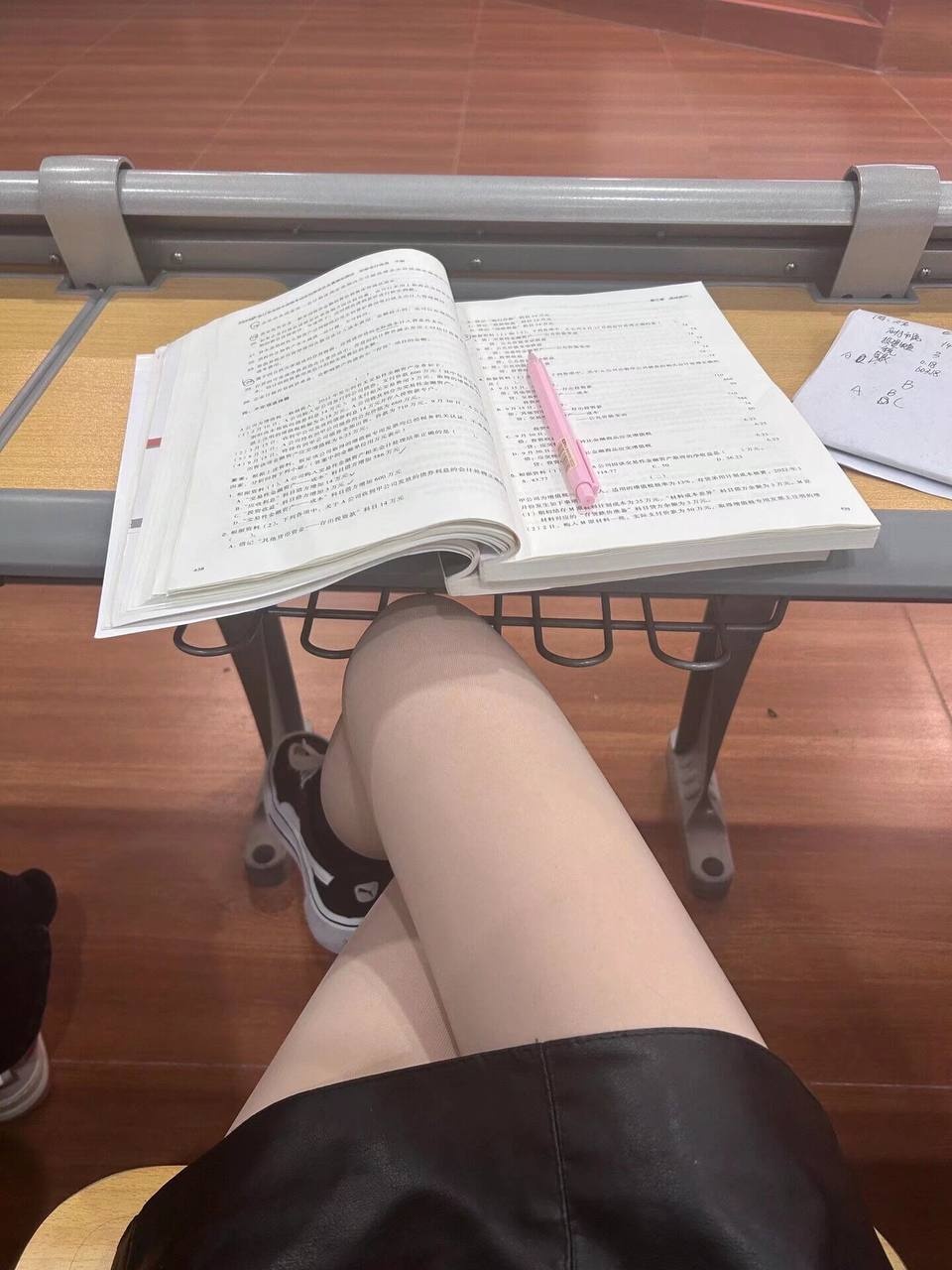 上戏腐女 - Nữ Thần Cấp Độ Nghiện Tình Dục Chuyên Ngành Nhảy 88P30V