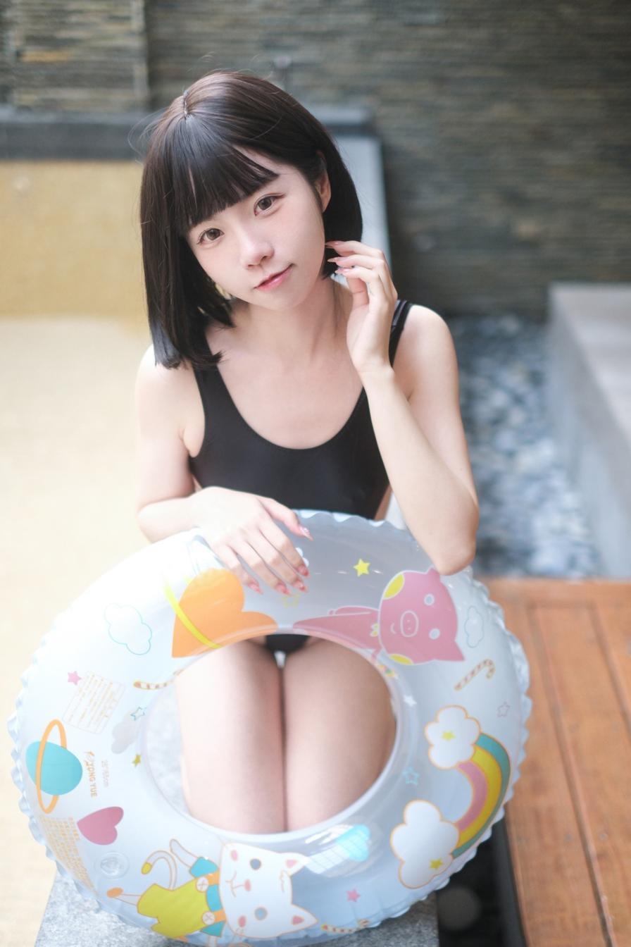 可可小白兔: 湿身死库水 28P