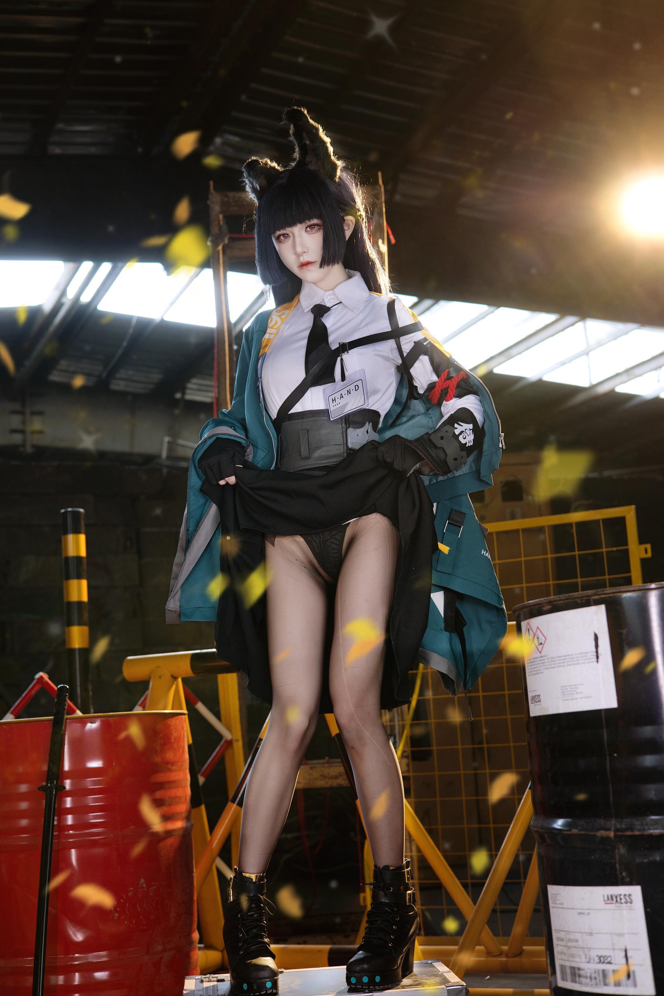 cospaly] 双木扶苏 - cos 星見雅：リアルな絶区零の狐娘、黒髪狐耳、裂けた和服、巨乳黒ストッキング、究極の誘惑、無修正30P