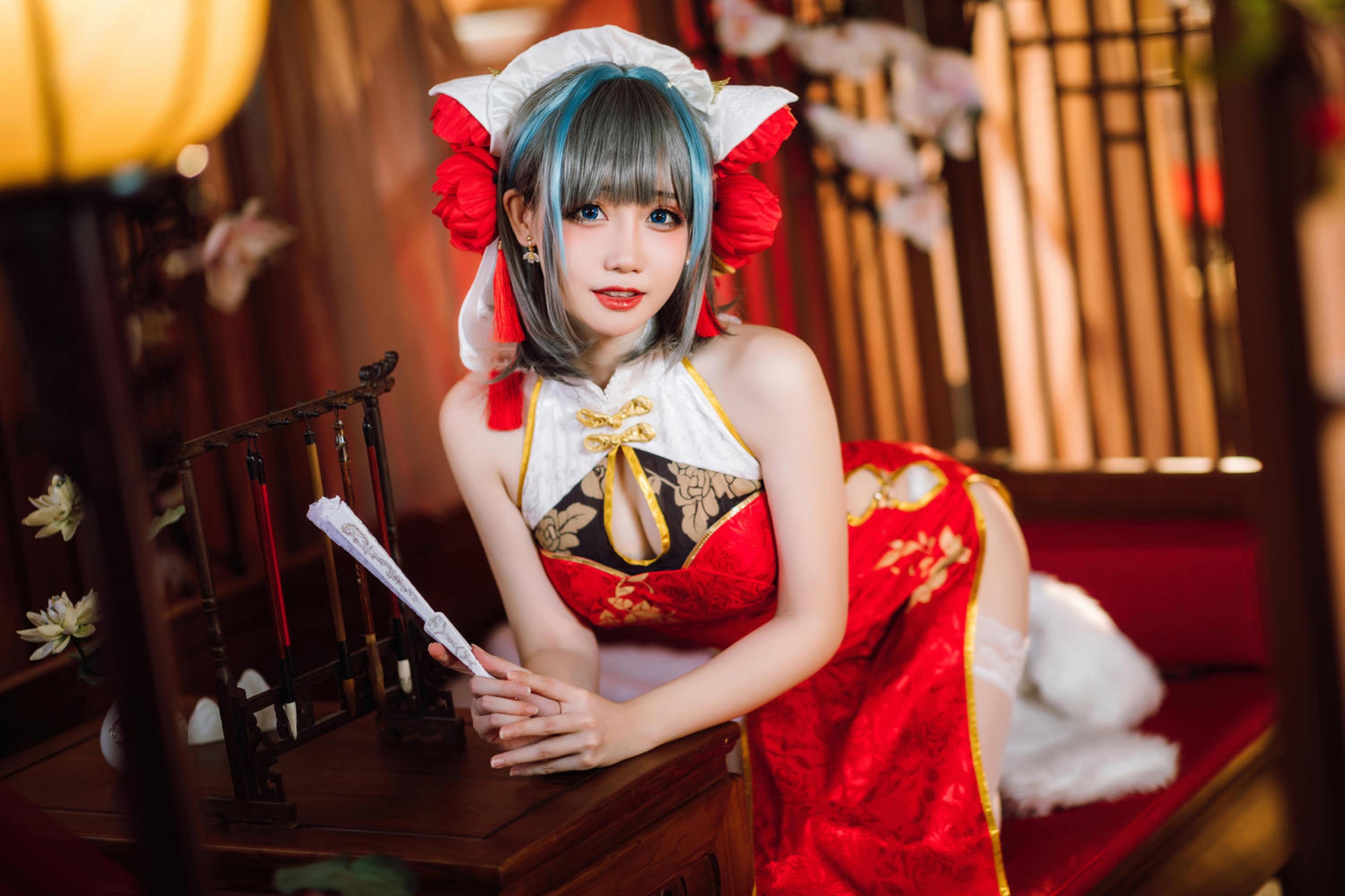 cosplay] 焖焖碳 - cos 柴郡：真人寫實碧藍航線貓娘 銀髮貓耳撕裂旗袍巨乳白絲開檔 極致誘惑墮落無修正 29P
