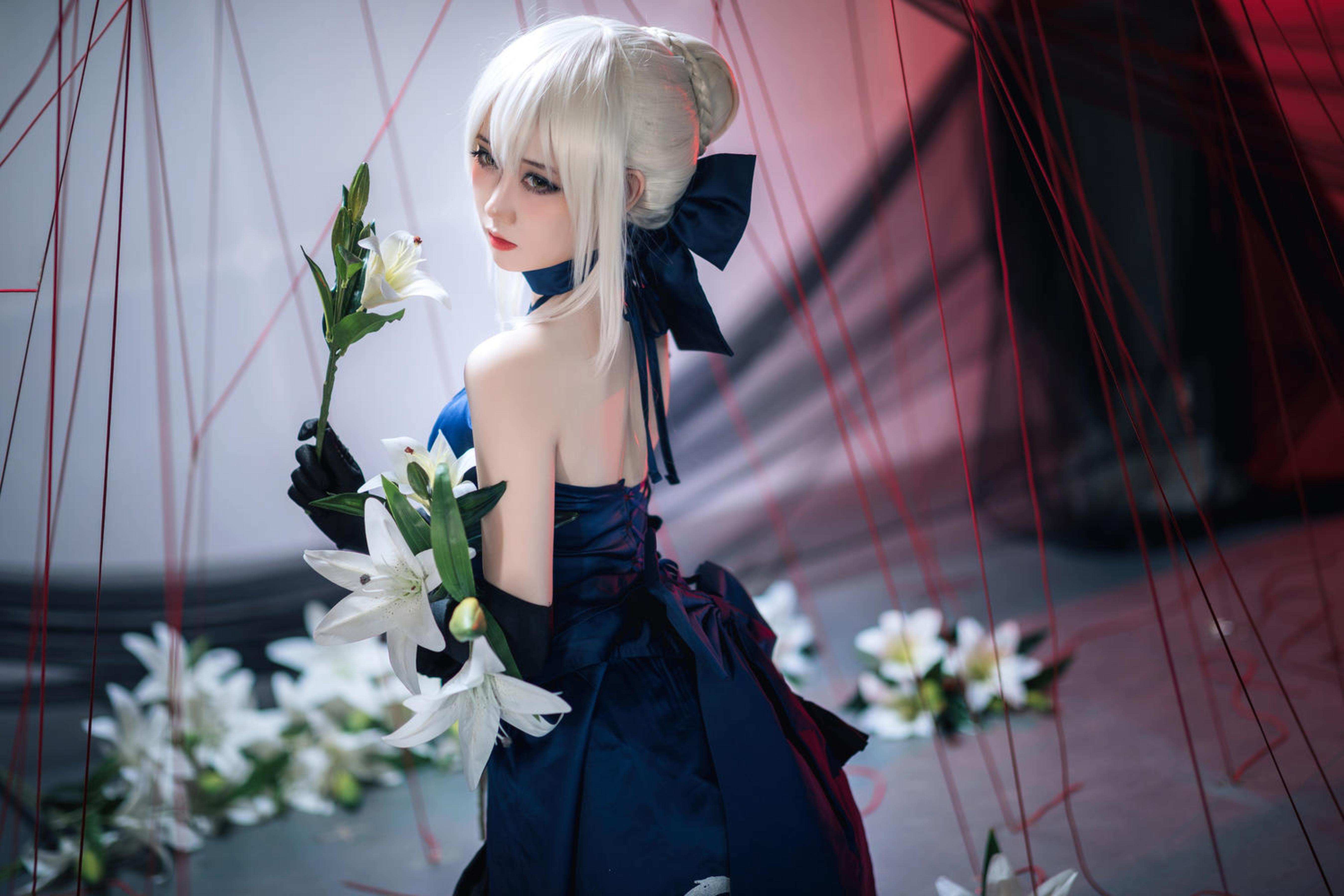 「[コスプレ] 焖焖碳 - コス 黒ジャンヌ：リアルな黒化復讐者ドラゴン娘、旗袍を裂く巨乳黒ストッキング、究極の堕落無修正調教 72P」