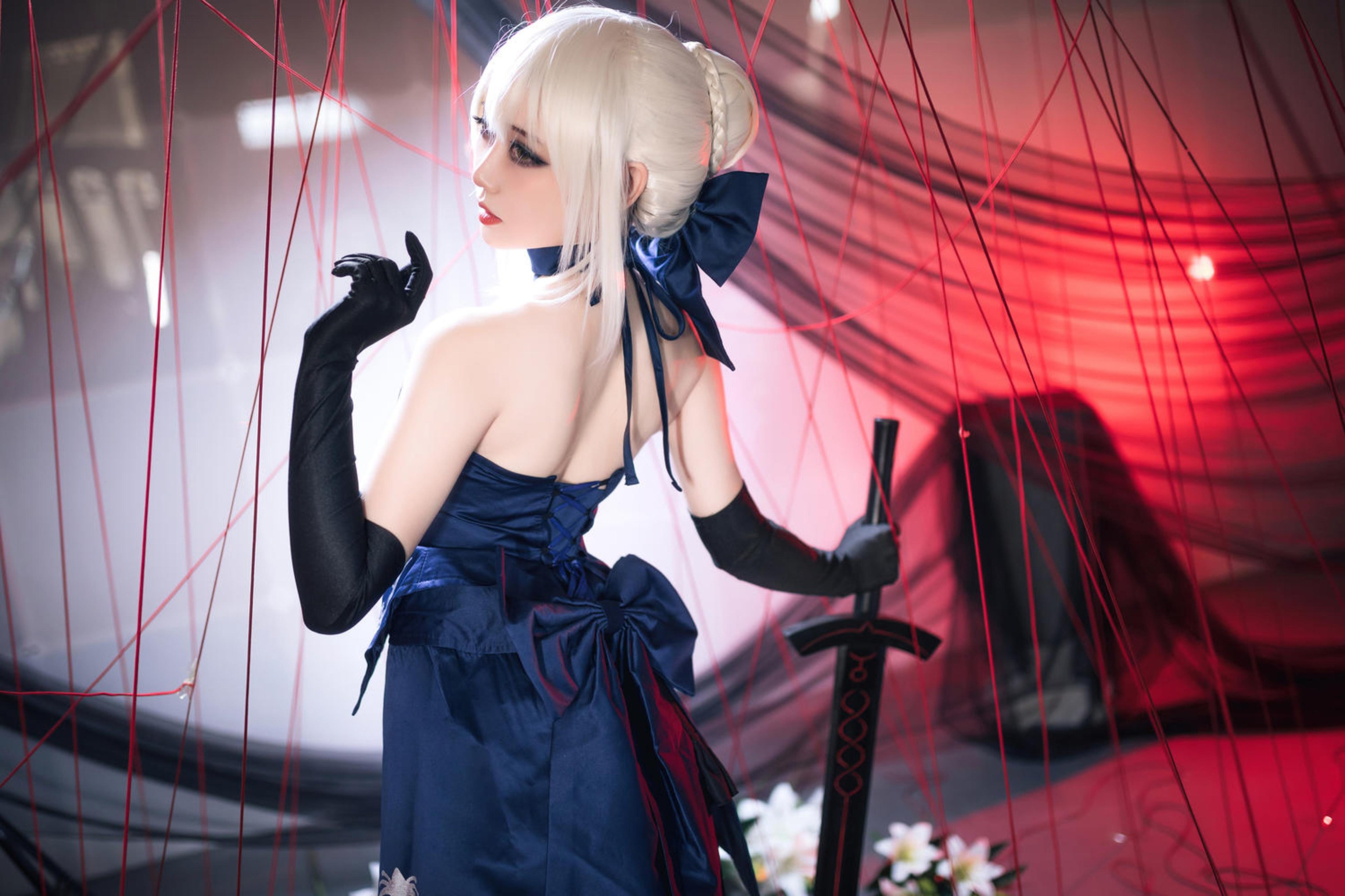 「[コスプレ] 焖焖碳 - コス 黒ジャンヌ：リアルな黒化復讐者ドラゴン娘、旗袍を裂く巨乳黒ストッキング、究極の堕落無修正調教 72P」