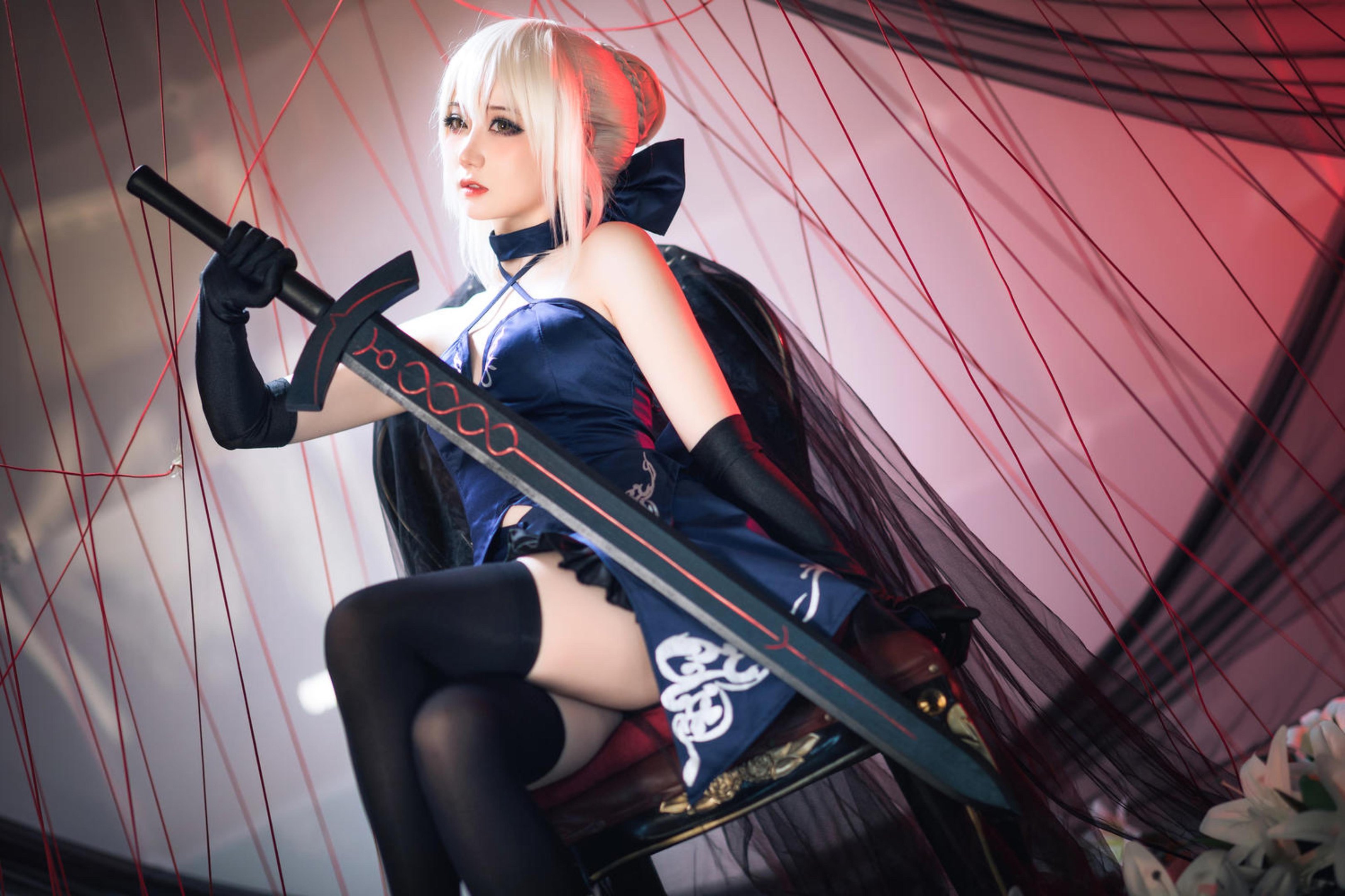 Cosplay] Mén Mén Tàn - Cos Black Jeanne d'Arc: Realistic Dark Avenger Dragon Girl in a Torn Cheongsam with Huge Breasts and Black Stockings, Ultimate Corruption Uncensored Training 72P