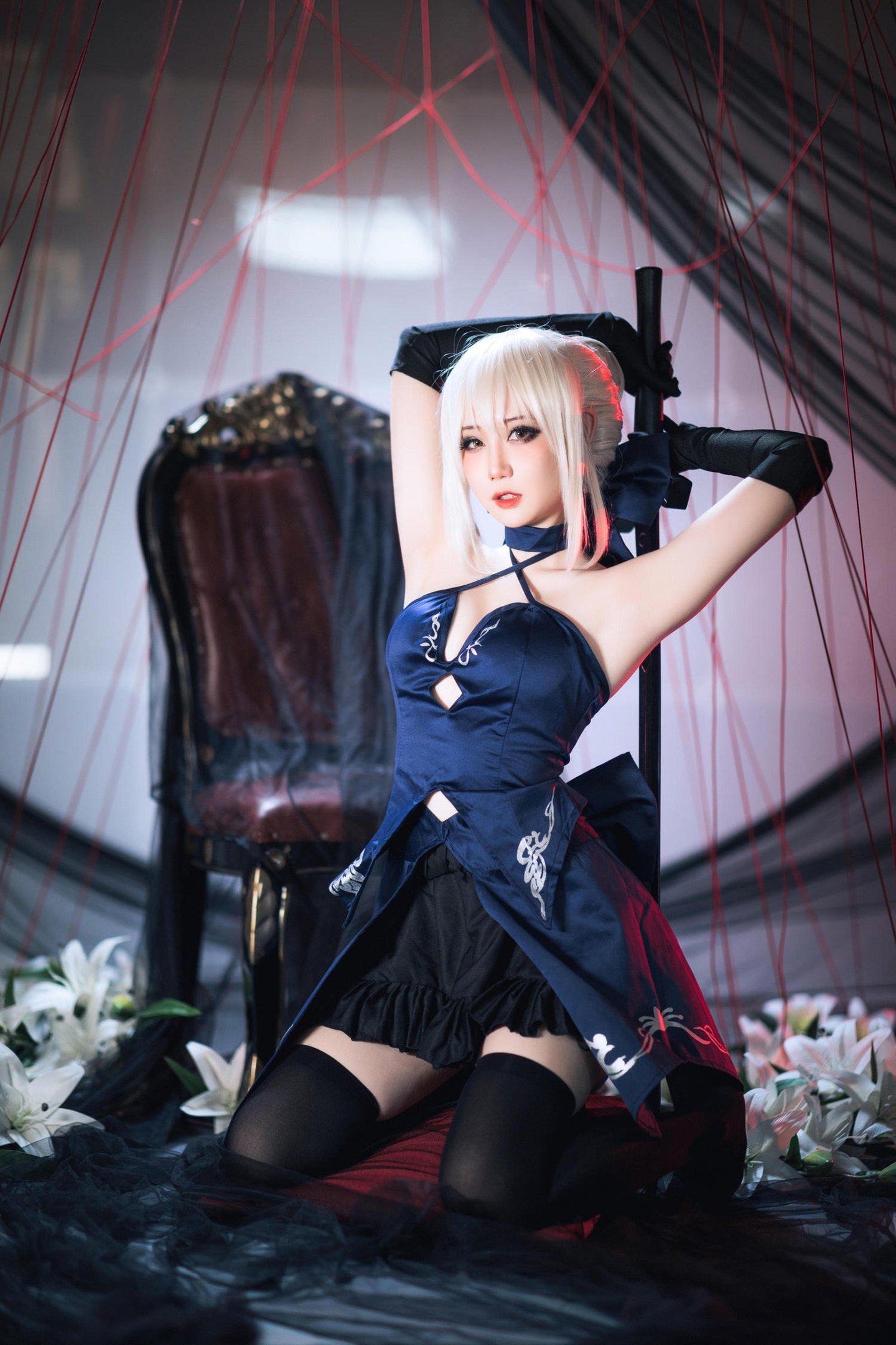 「[コスプレ] 焖焖碳 - コス 黒ジャンヌ：リアルな黒化復讐者ドラゴン娘、旗袍を裂く巨乳黒ストッキング、究極の堕落無修正調教 72P」