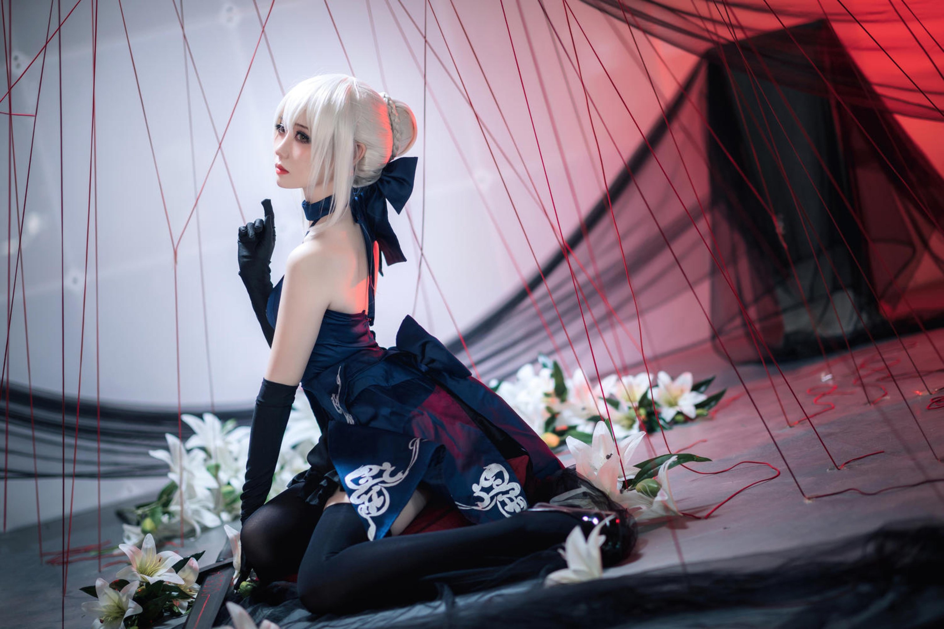 「[コスプレ] 焖焖碳 - コス 黒ジャンヌ：リアルな黒化復讐者ドラゴン娘、旗袍を裂く巨乳黒ストッキング、究極の堕落無修正調教 72P」