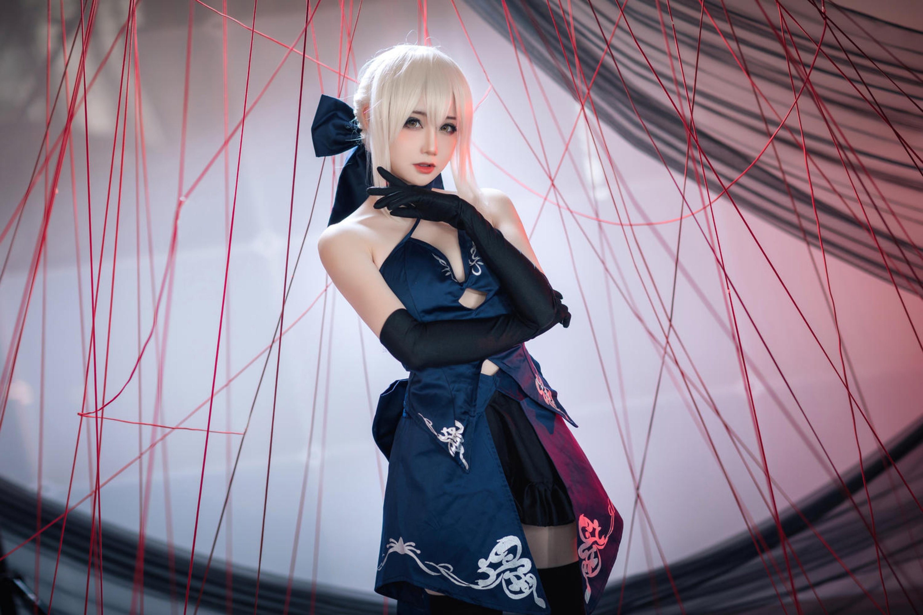 「[コスプレ] 焖焖碳 - コス 黒ジャンヌ：リアルな黒化復讐者ドラゴン娘、旗袍を裂く巨乳黒ストッキング、究極の堕落無修正調教 72P」