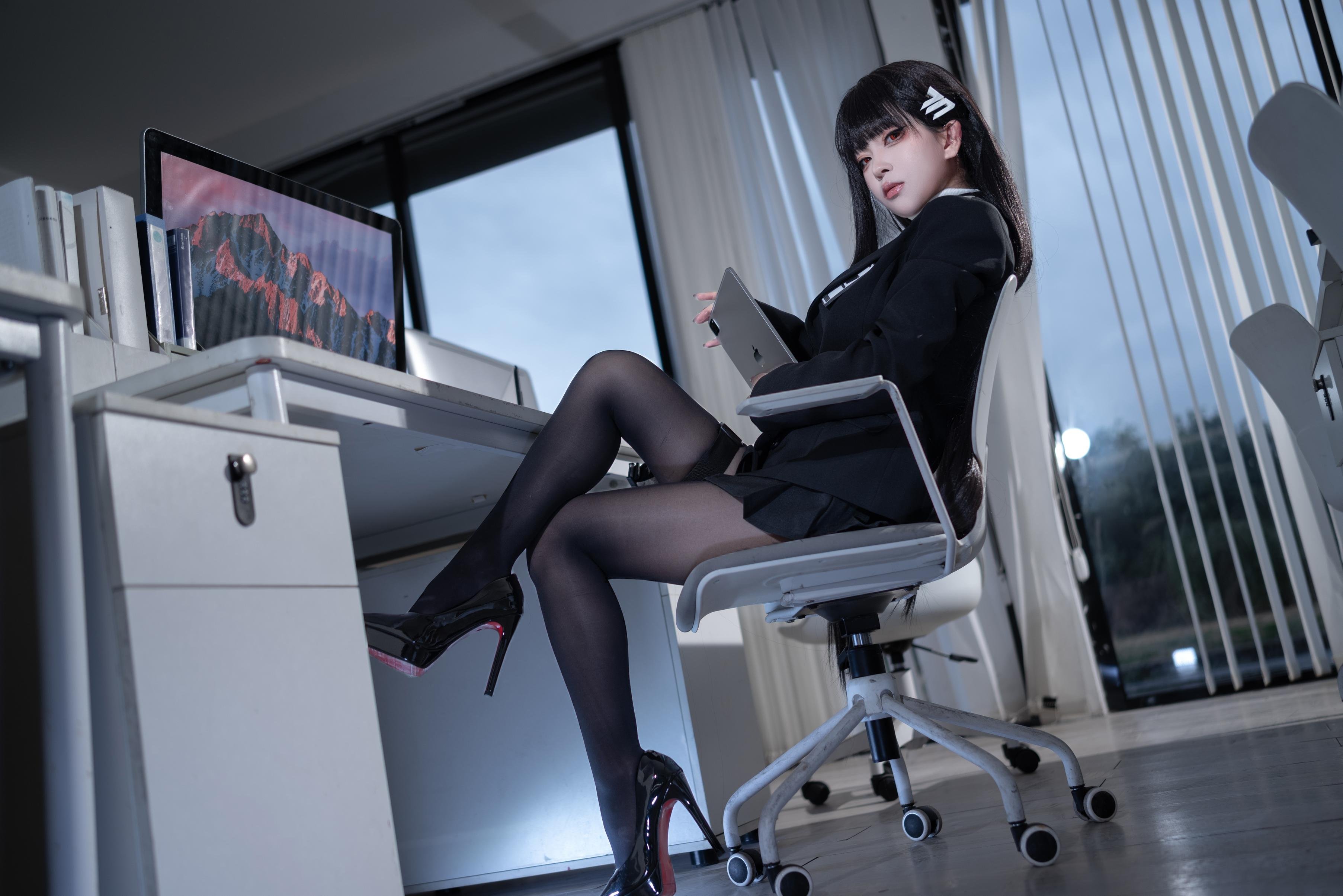 Cosplay] Vector Fish - Cosplay of Tsukiyomi Rion: Realistic Sexy Bunny Girl with Black Hair, Big Breasts, and Open-Crotch Stockings - Ultimate Temptation Unedited 36P