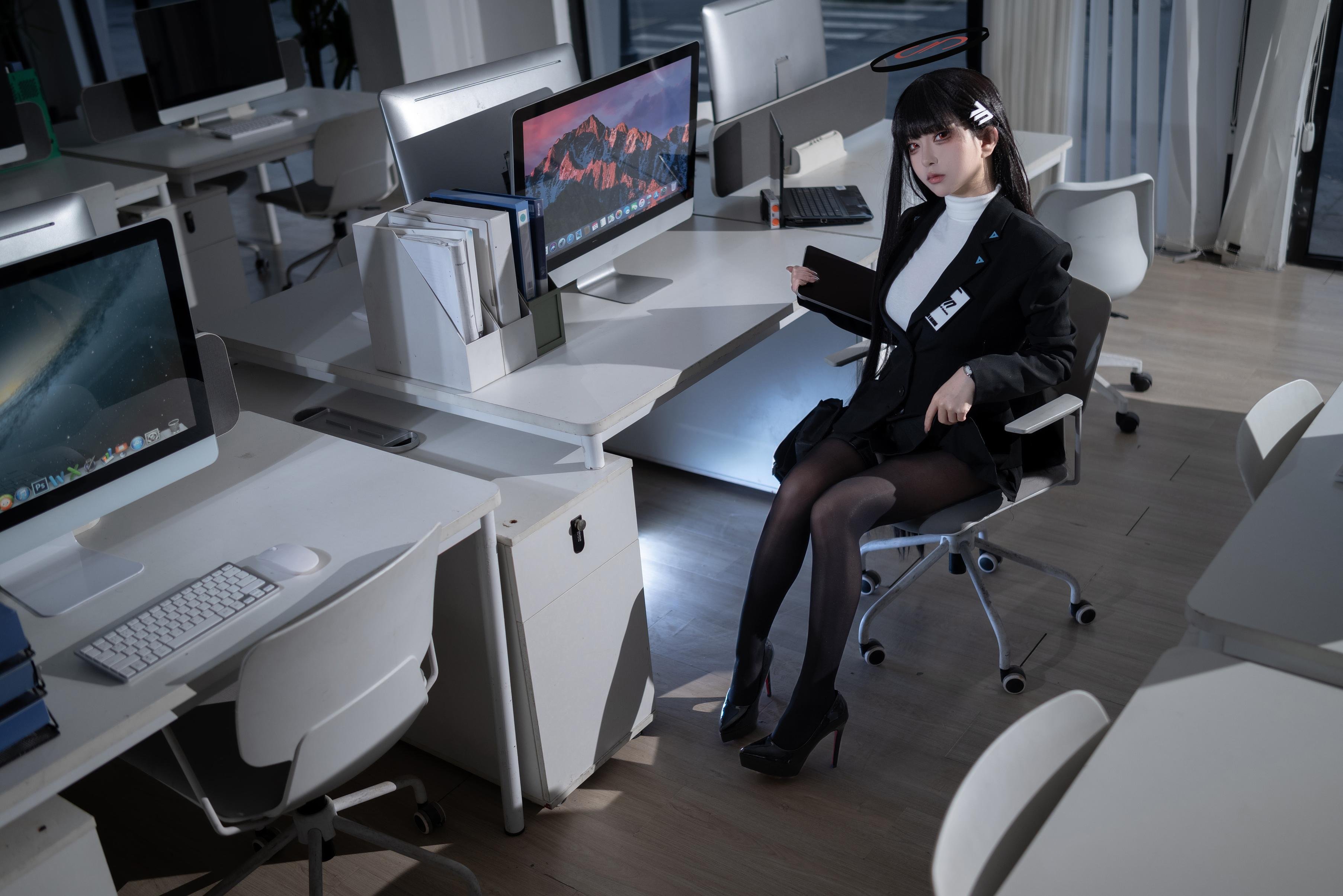 Cosplay] Vector Fish - Cosplay of Tsukiyomi Rion: Realistic Sexy Bunny Girl with Black Hair, Big Breasts, and Open-Crotch Stockings - Ultimate Temptation Unedited 36P