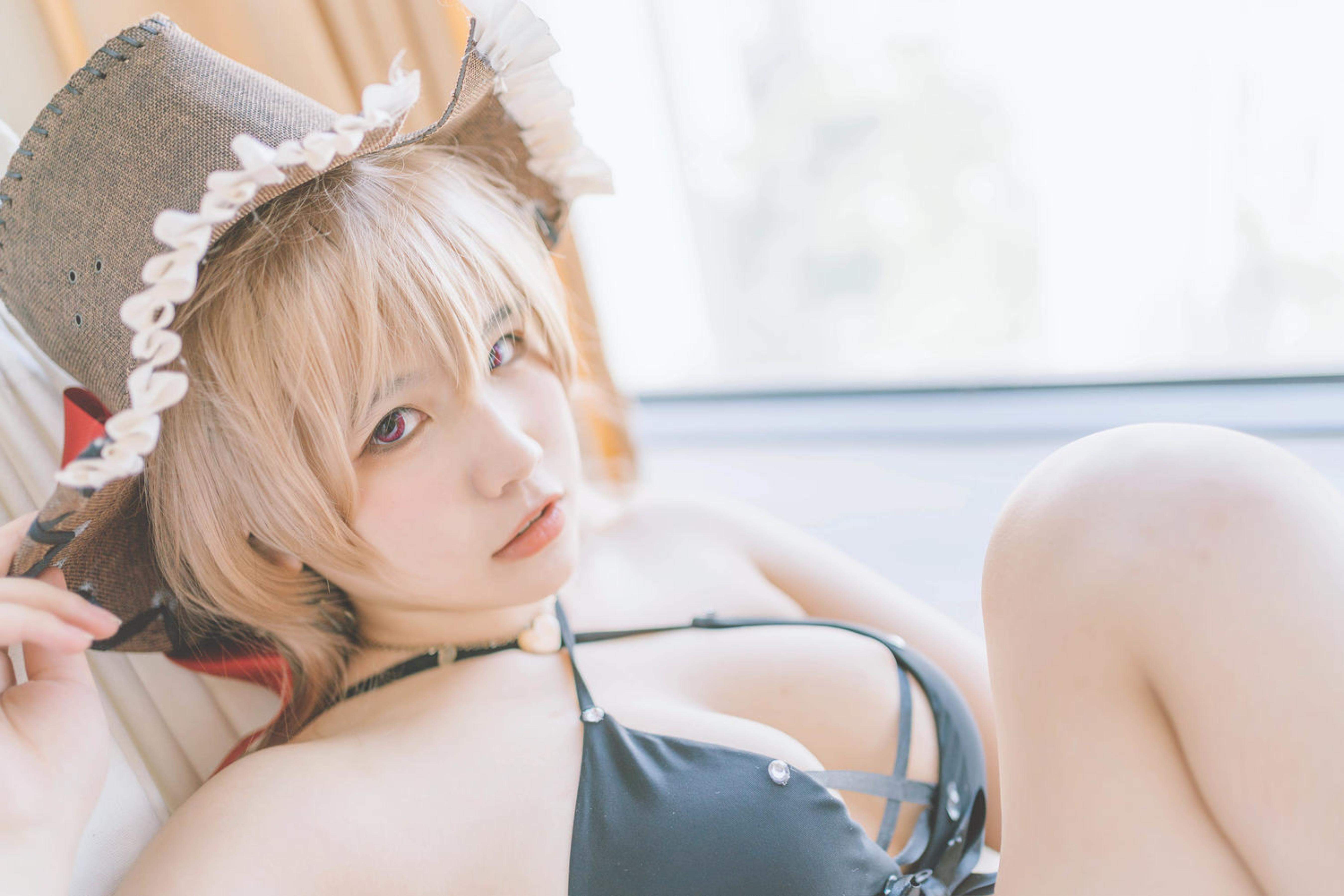 cosplay] 阿半今天很開心 - cos 讓·巴爾：真人寫實碧藍航線海盜泳裝 黑髮撕裂比基尼巨乳濕身開檔 極致誘惑無修正 20P