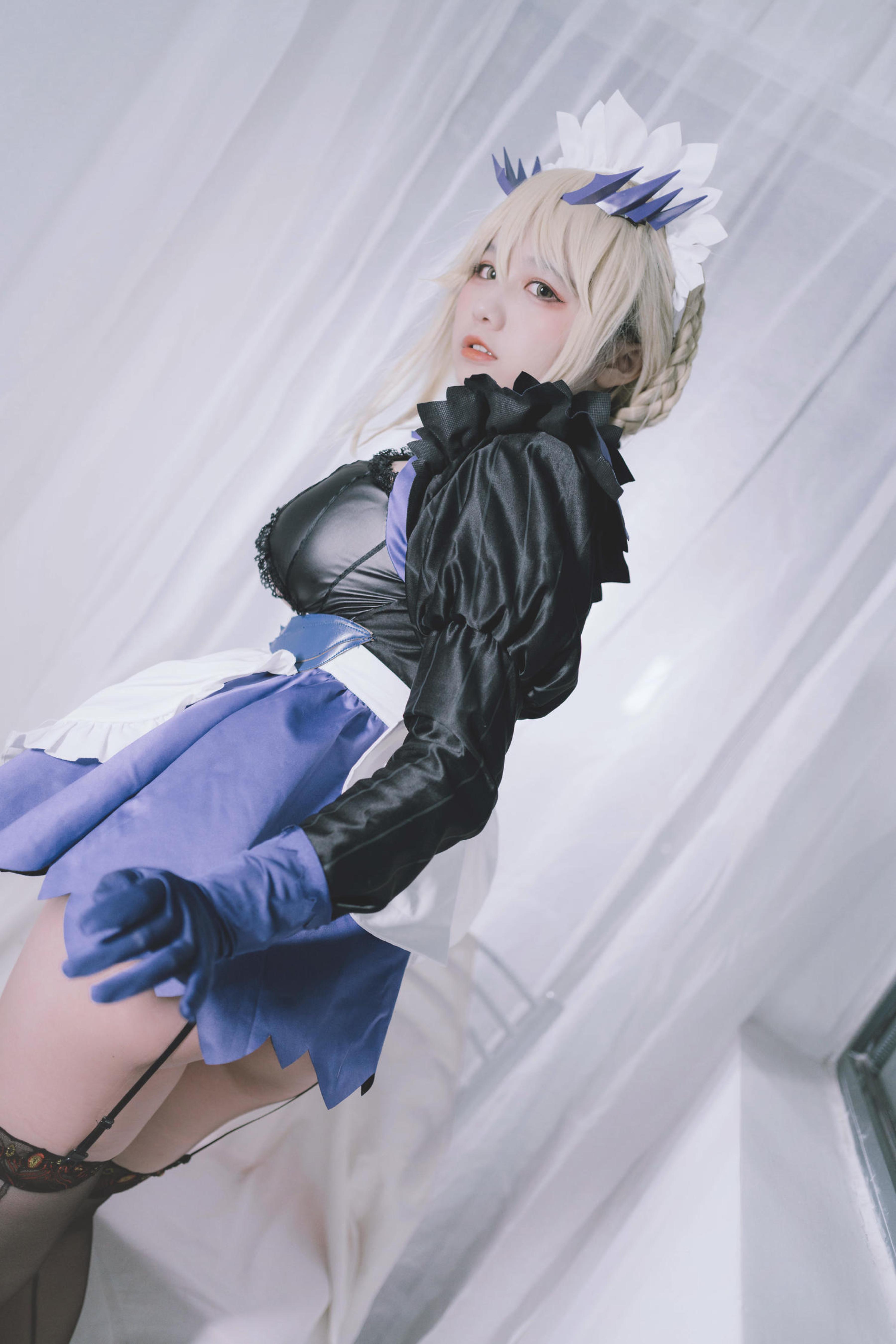 costume play] 阿半今日はとても楽しい - コス 黒銃ダイ：リアルFGO黒化槍兵メイド 黒髪金瞳の破れメイド服 巨乳黒ストッキング開脚 極限堕落調教無修正 68P