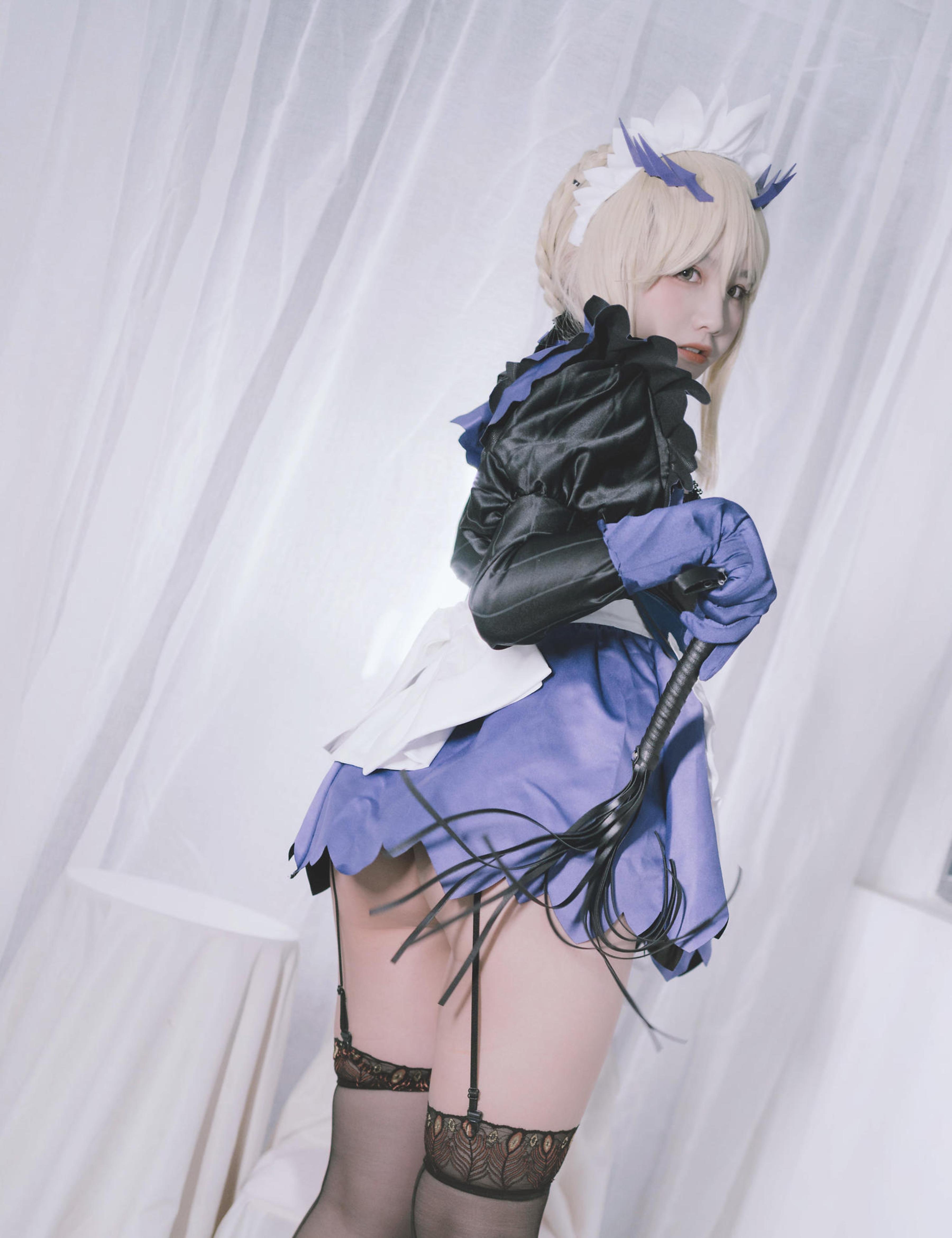 costume play] 阿半今日はとても楽しい - コス 黒銃ダイ：リアルFGO黒化槍兵メイド 黒髪金瞳の破れメイド服 巨乳黒ストッキング開脚 極限堕落調教無修正 68P
