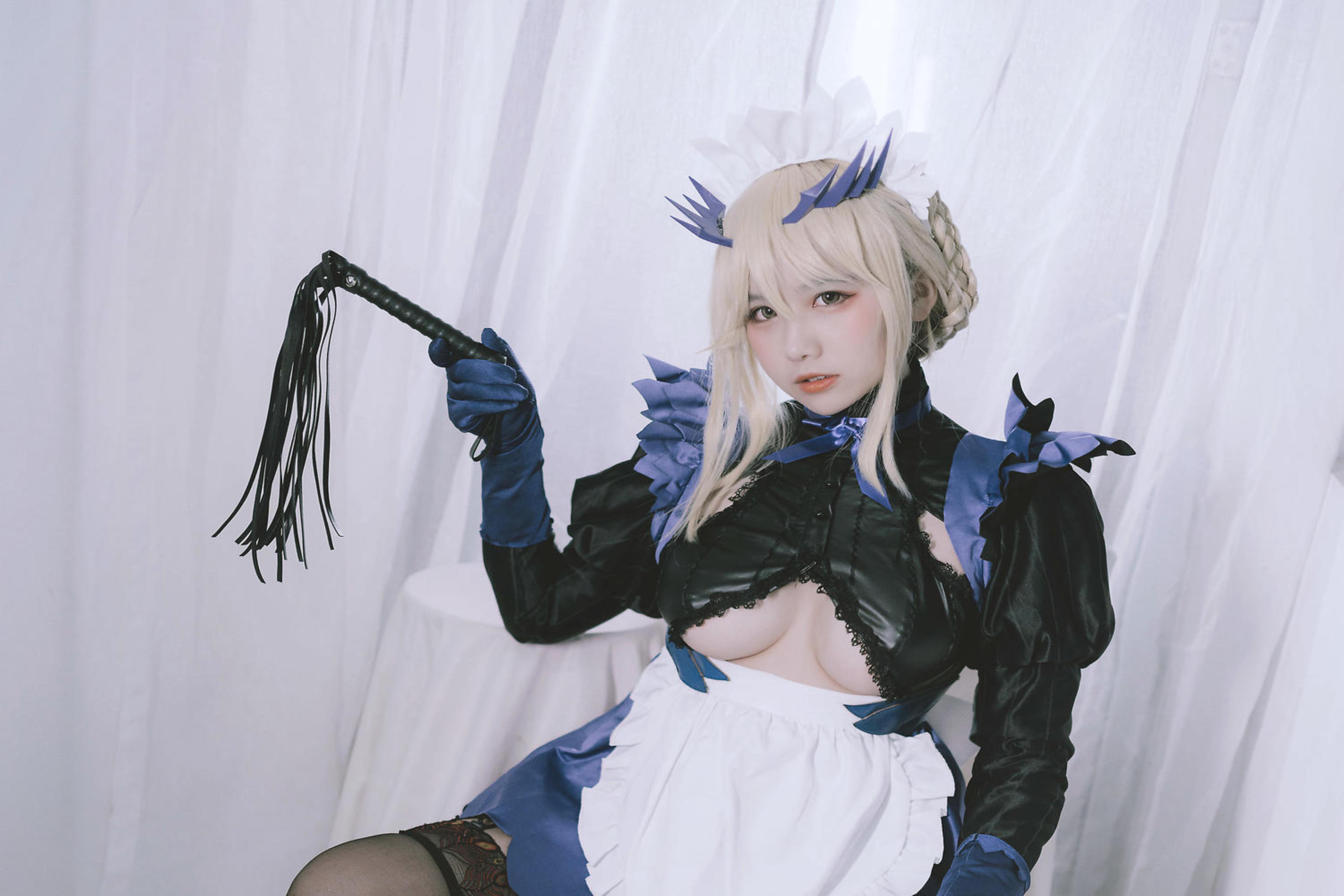costume play] 阿半今日はとても楽しい - コス 黒銃ダイ：リアルFGO黒化槍兵メイド 黒髪金瞳の破れメイド服 巨乳黒ストッキング開脚 極限堕落調教無修正 68P
