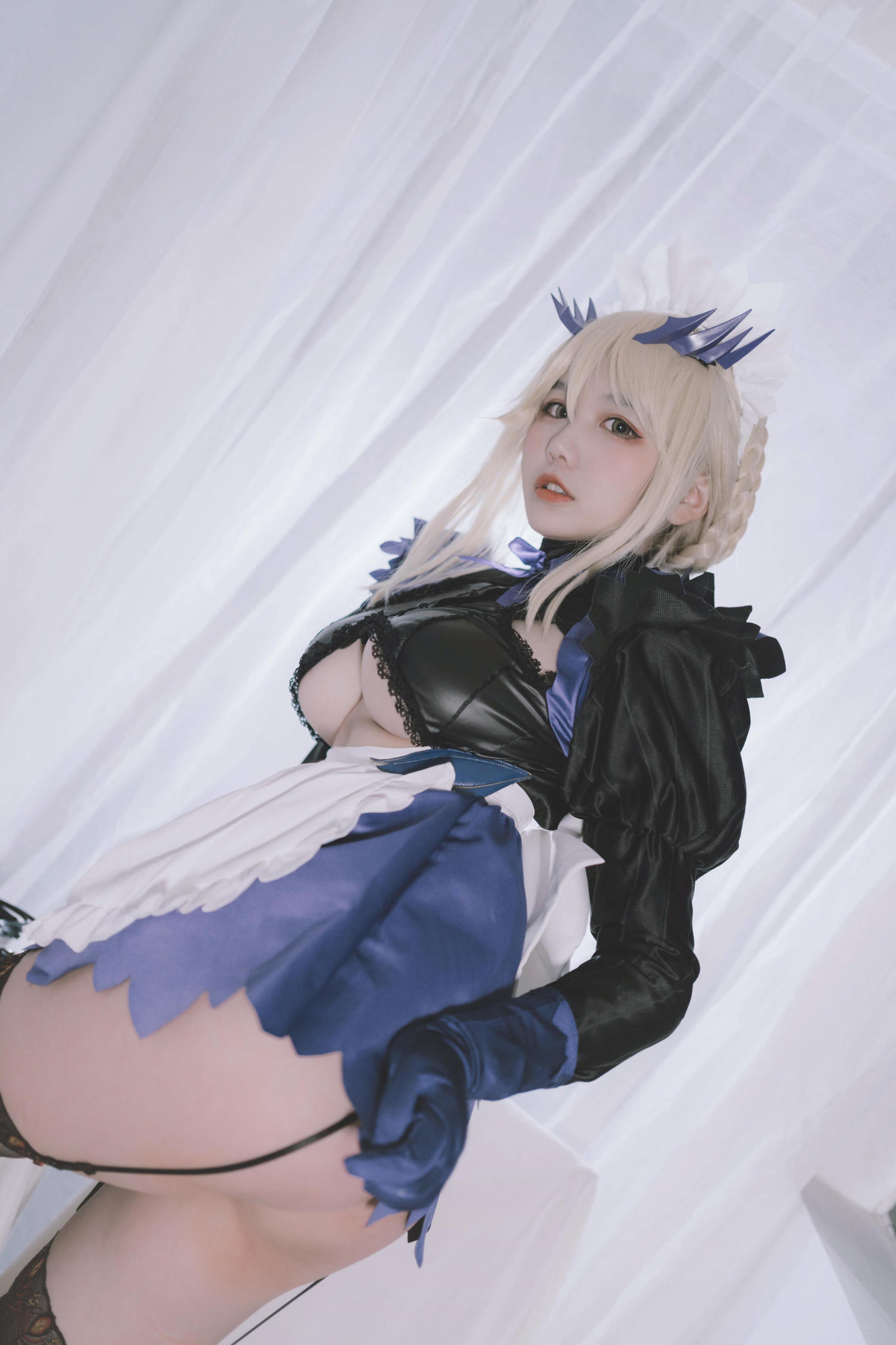 costume play] 阿半今日はとても楽しい - コス 黒銃ダイ：リアルFGO黒化槍兵メイド 黒髪金瞳の破れメイド服 巨乳黒ストッキング開脚 極限堕落調教無修正 68P