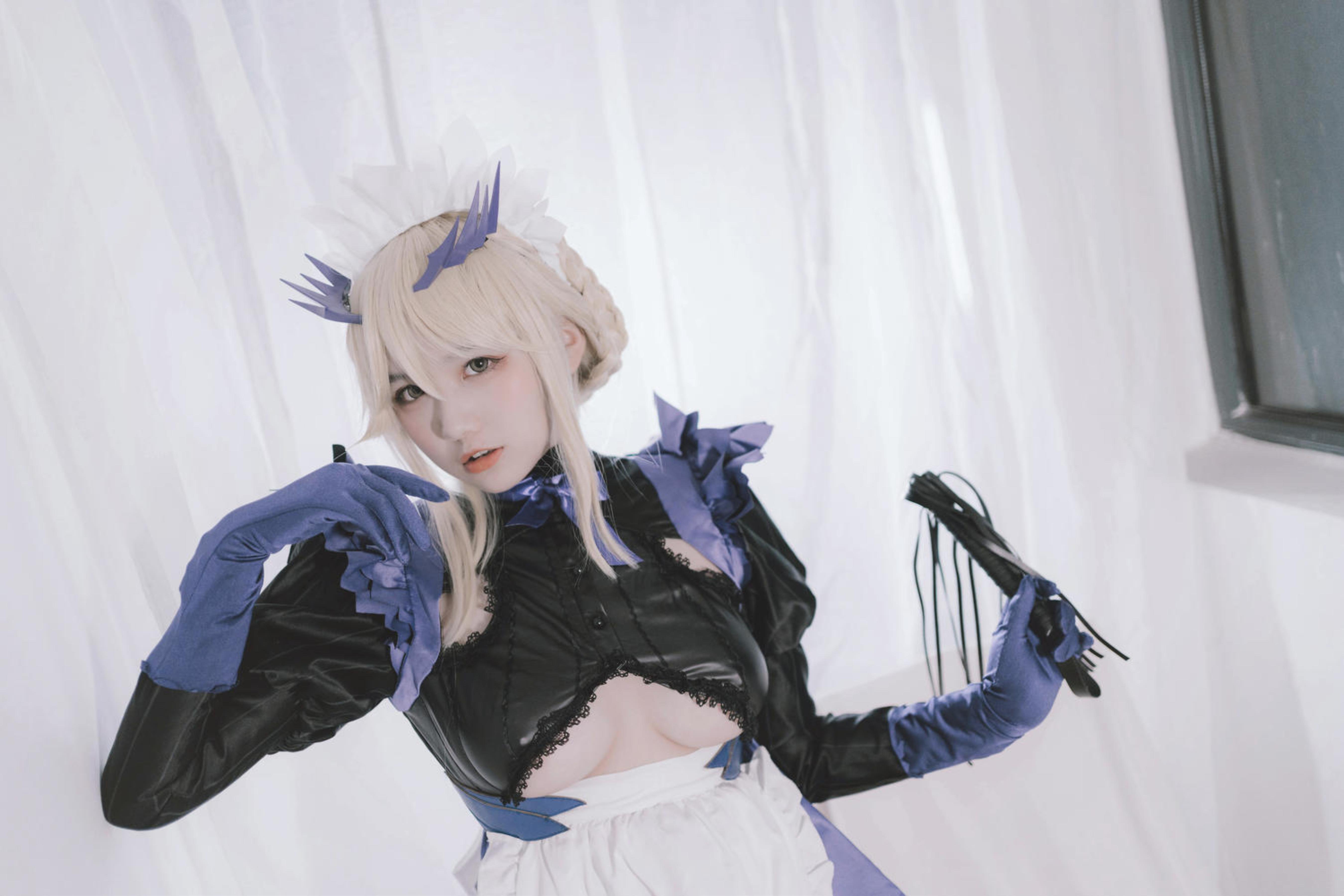 '[cosplay] 阿半 hôm nay rất vui - cos 黑枪呆: thực tế FGO nữ hầu gái súng đen, tóc đen mắt vàng, bộ hầu gái rách rưới, ngực khủng, tất đen, cực độ sa ngã, không chỉnh sửa 68P'