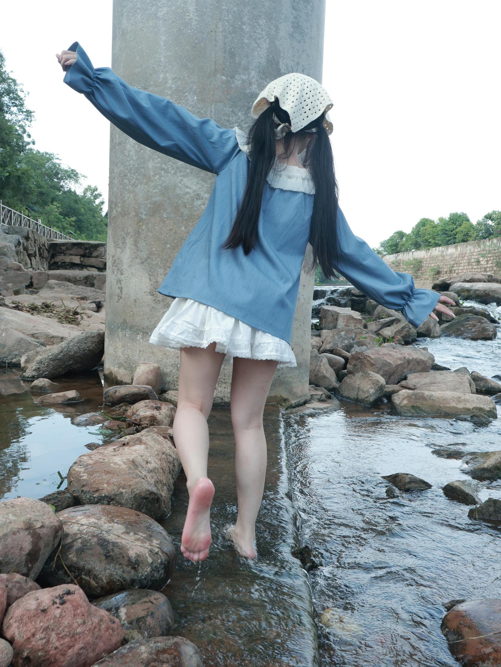 小羊蛋卷 - 河畔の遊び 14P