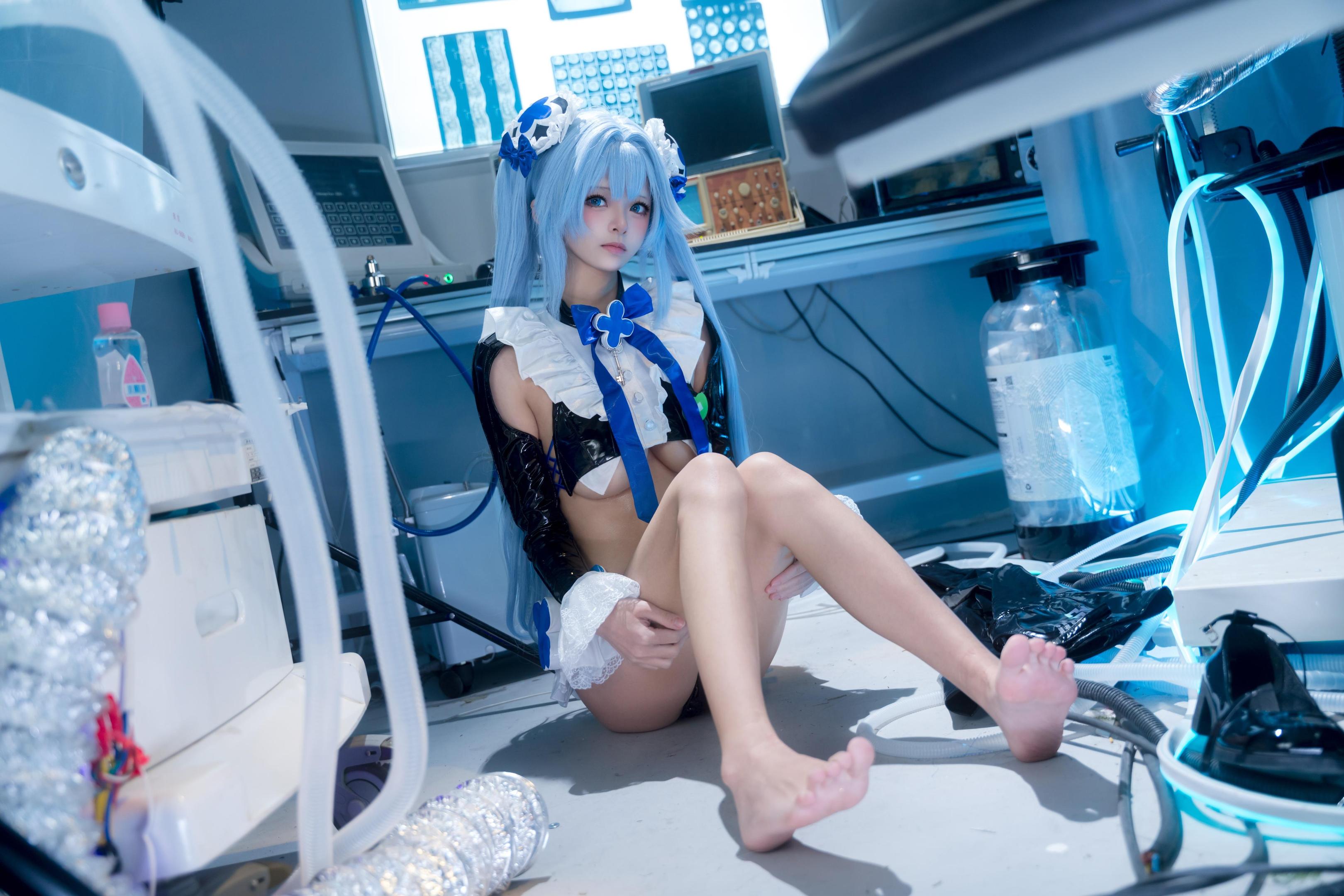 cosplay] 九柒喵 - 漢賽爾：真人寫實童話主題還原 歐風服飾與復古配色 少年感造型與故事氛圍呈現 場景感寫真合集