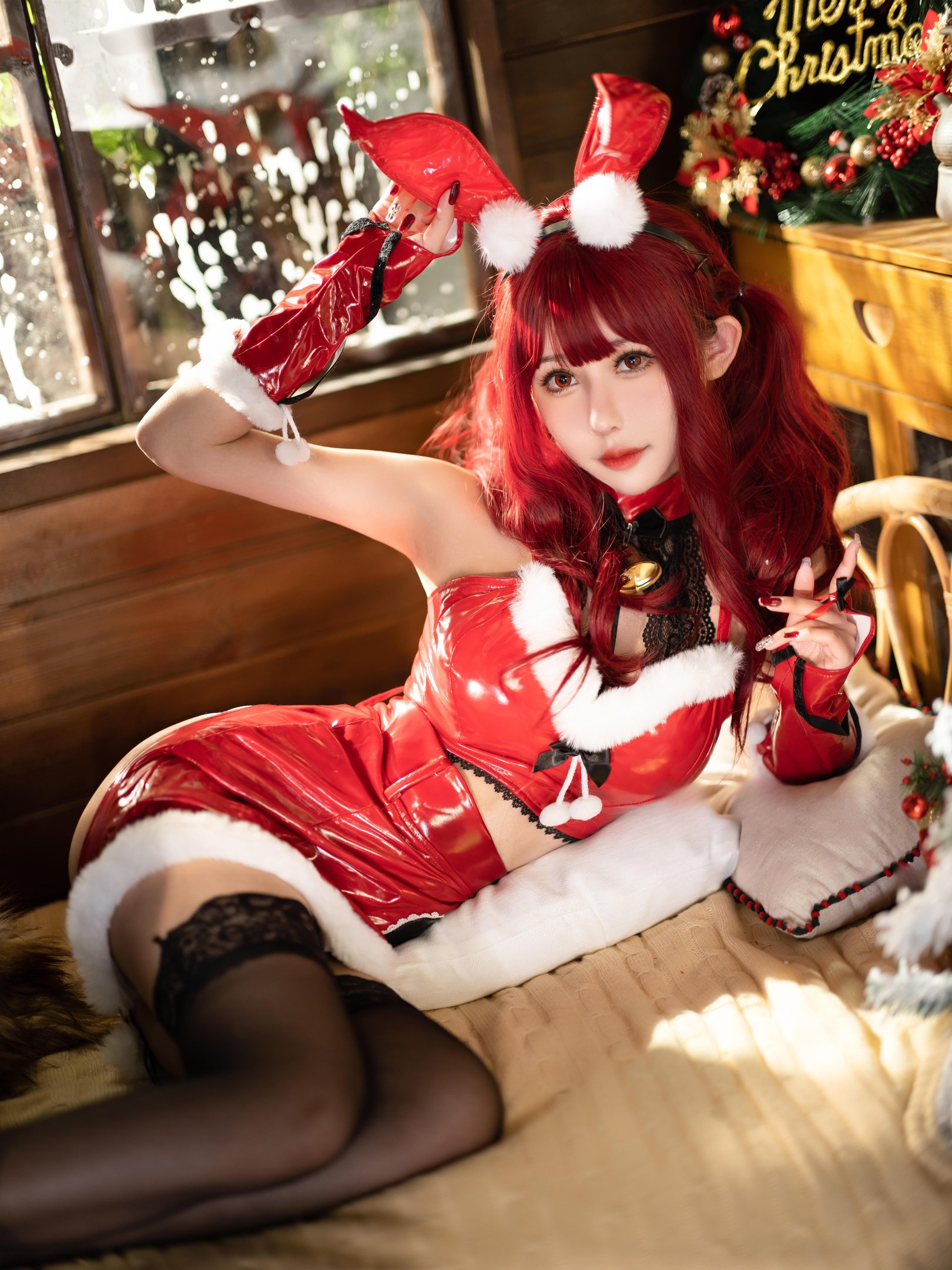 Cosplay] Fairy Moon - Red Christmas Bunny: Realistic Christmas Bunny Girl in Red Outfit, Black Stockings, High Heels, Unedited Tempting Poses, 32P