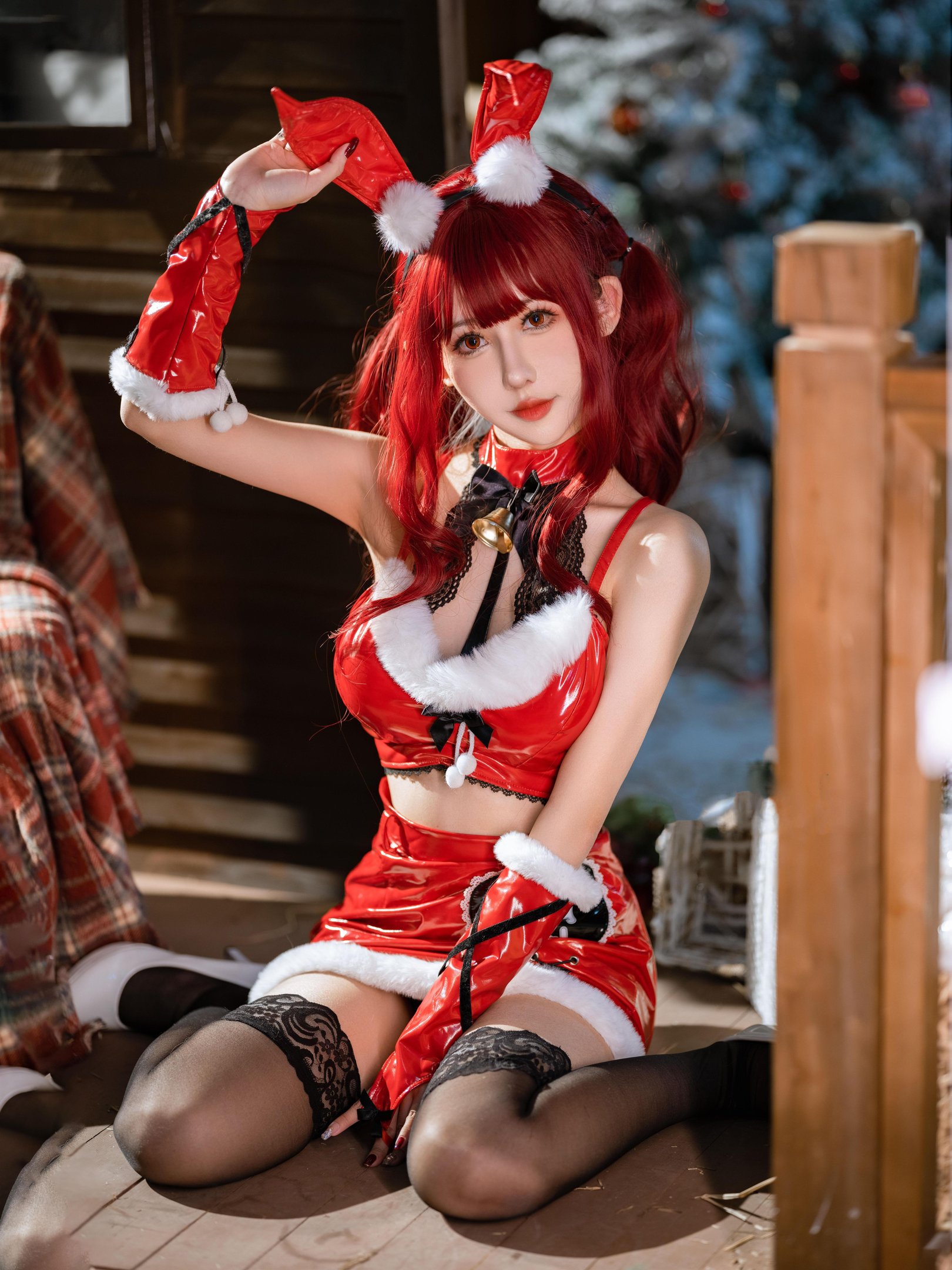 costume] Tiên Nữ Nguyệt - Thỏ Giáng Sinh Đỏ: Người Mẫu Thỏ Nữ Thực Tế, Trang Phục Đỏ, Tất Đen Cao Gót, Vẻ Đẹp Quyến Rũ 32P