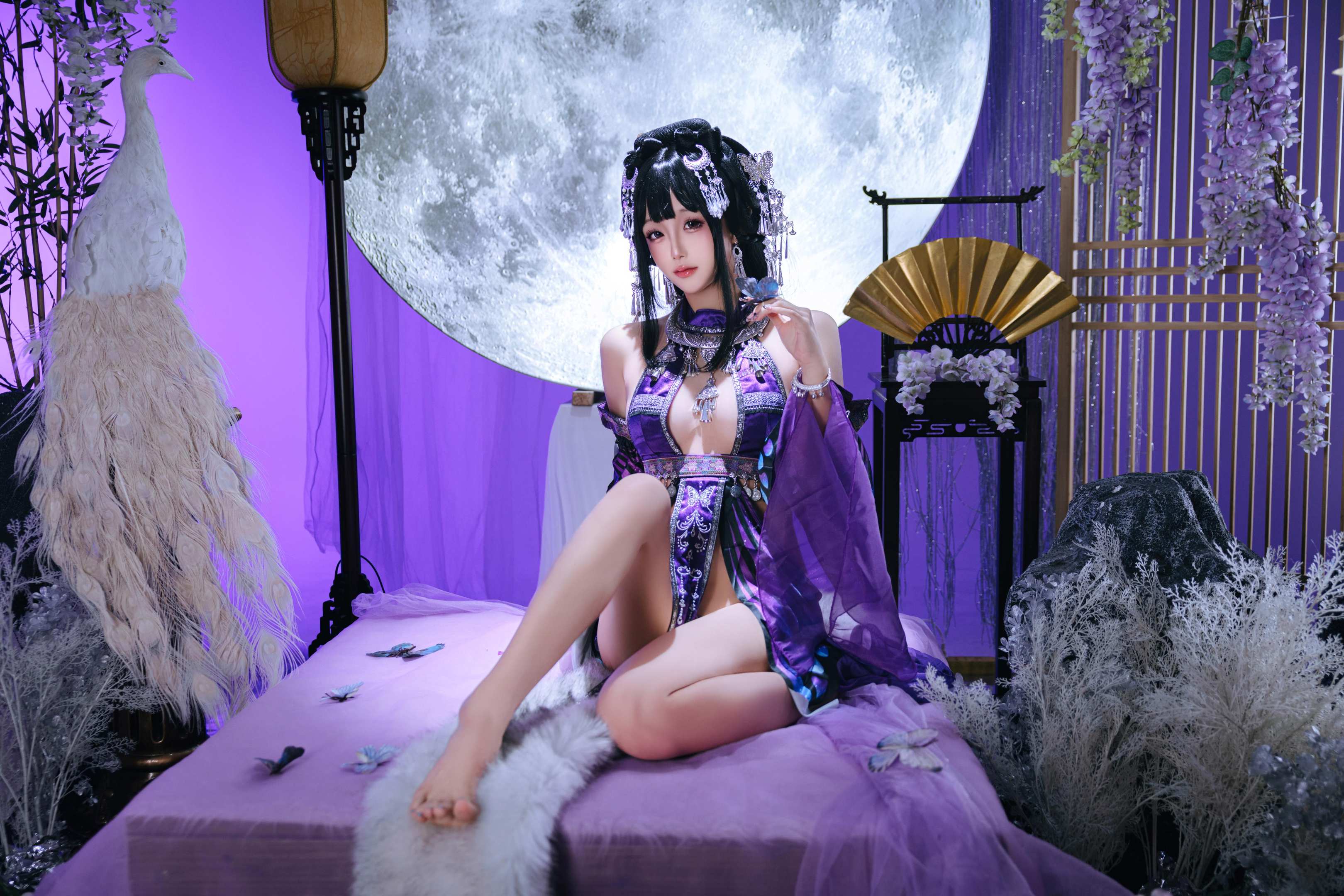 cosplay] 日奈娇 - 苗疆巫女：真人寫實國風幻想巫女造型 銀飾頭冠與民族服飾 迷人曲線黑絲長腿神秘氛圍 典藏寫真156P＋視頻6V