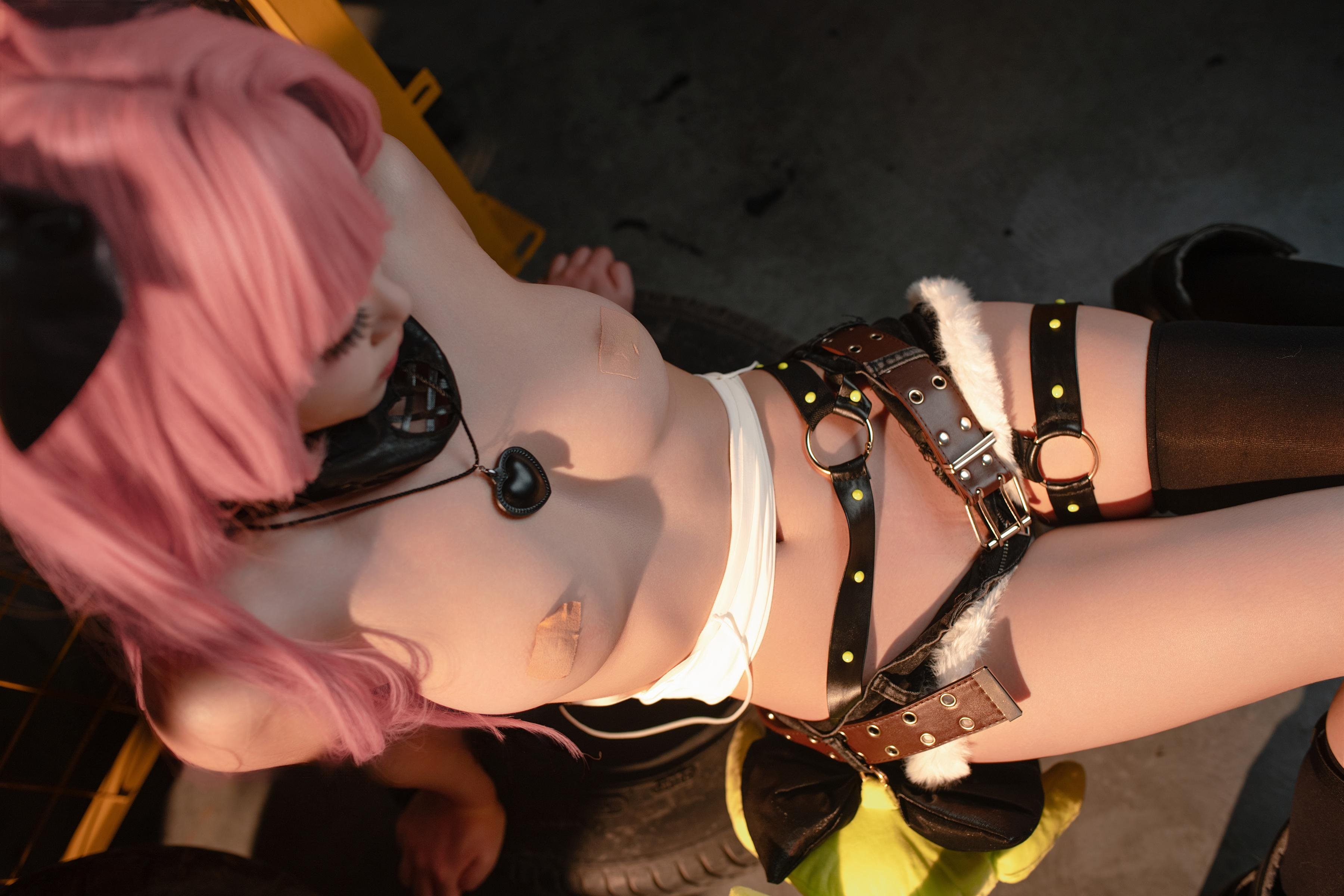 '[cosplay] Bangni邦尼 - [真人写实] cos Ni cô·罗宾: Nữ khảo cổ chân dài, áo sơ mi rách, ngực khủng ướt át, không chỉnh sửa 77P'