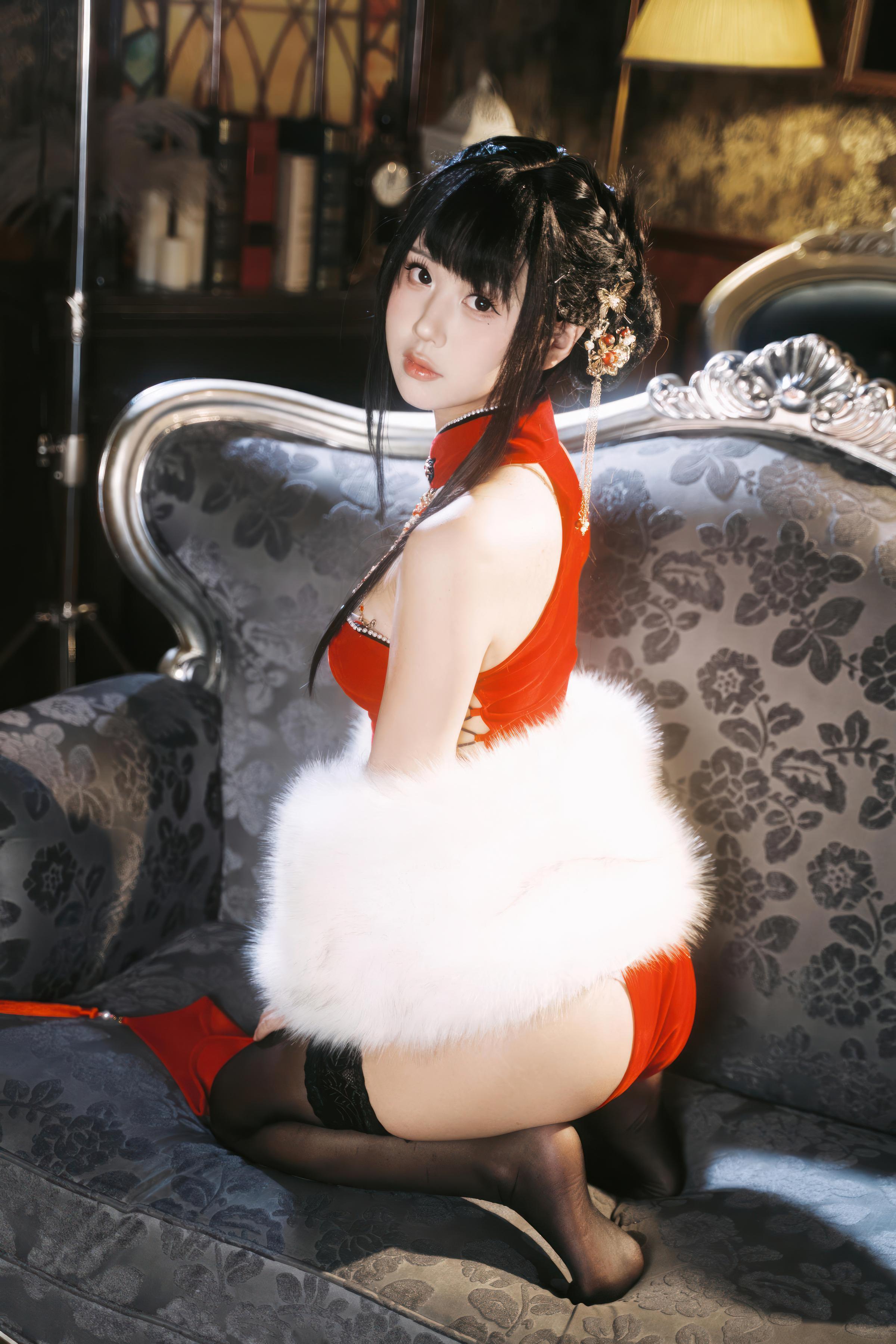 cosplay] 萌芽儿o0 - 朱砂痣：真人寫實性感主題演繹 朱砂點綴妝容與情緒氛圍 黑絲造型勾勒曲線 美乳線條與成熟魅惑並存 近景私房寫真 26P