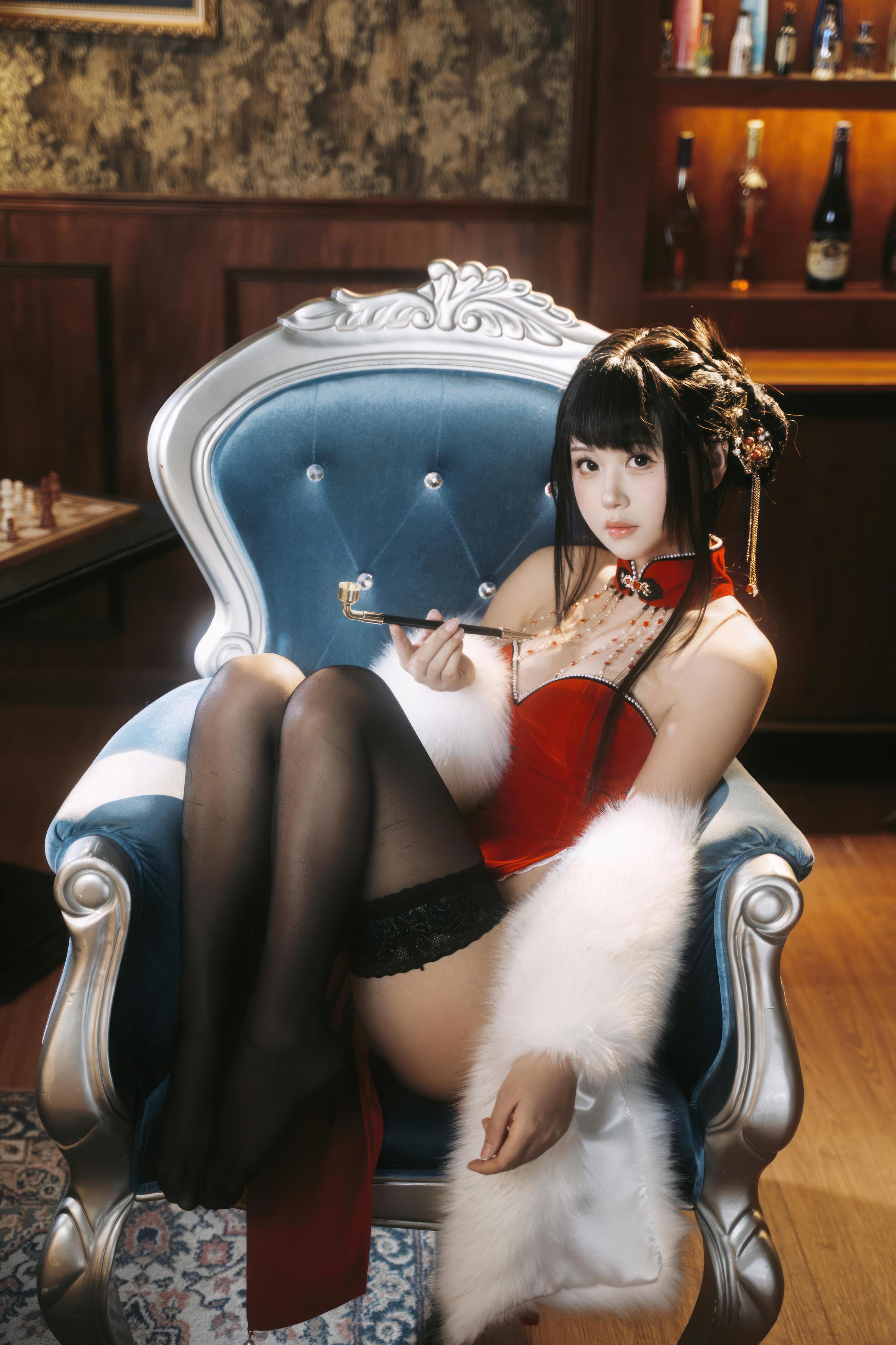 cosplay] 萌芽儿o0 - 朱砂痣：真人寫實性感主題演繹 朱砂點綴妝容與情緒氛圍 黑絲造型勾勒曲線 美乳線條與成熟魅惑並存 近景私房寫真 26P