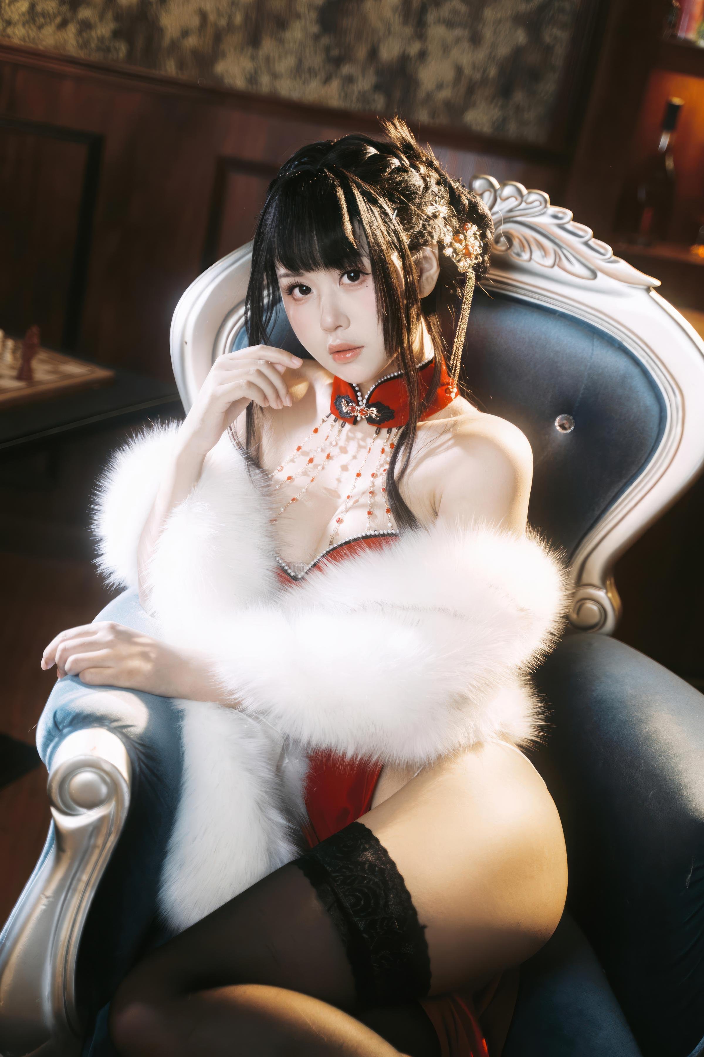 Cosplay] Mo Yaar o0 - Vermilion Birthmark: Realistic Sensual Theme Interpretation with Vermilion-Accented Makeup and Emotional Atmosphere, Black Stockings Highlighting Curves, Beautiful Breast Lines and Mature Allure, Close-Up Private Photoshoot 26P