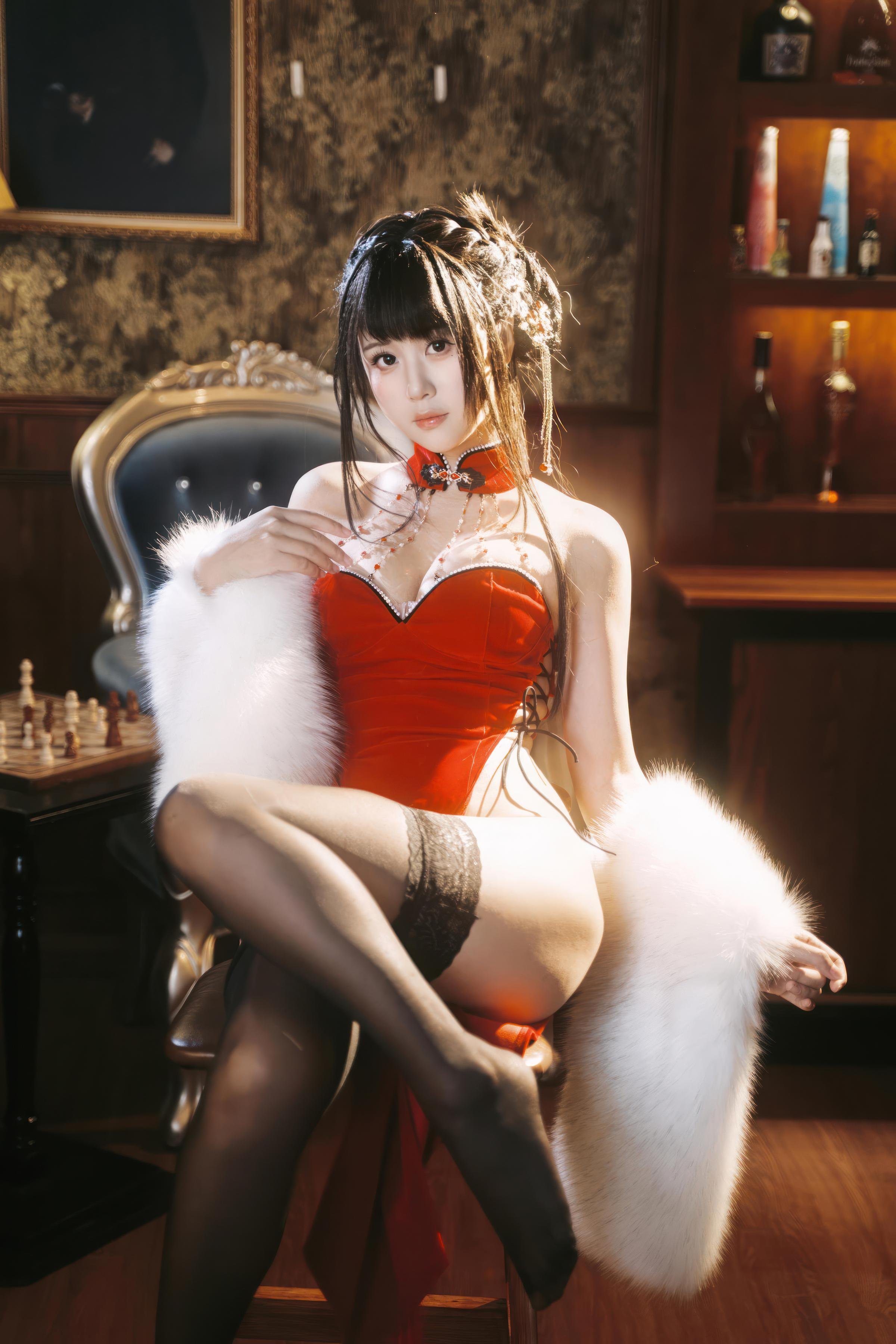 Cosplay] Mo Yaar o0 - Vermilion Birthmark: Realistic Sensual Theme Interpretation with Vermilion-Accented Makeup and Emotional Atmosphere, Black Stockings Highlighting Curves, Beautiful Breast Lines and Mature Allure, Close-Up Private Photoshoot 26P