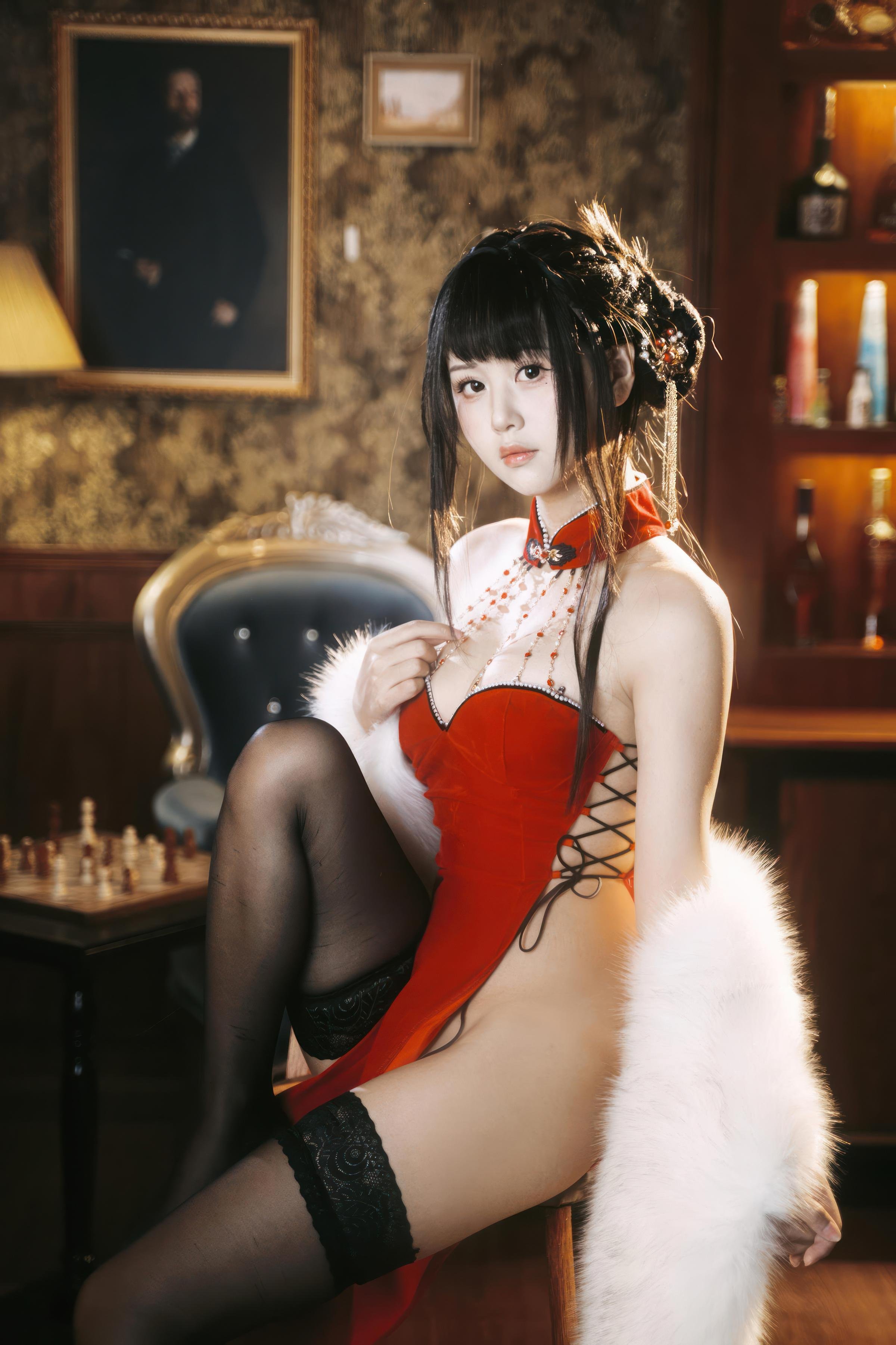 Cosplay] Mo Yaar o0 - Vermilion Birthmark: Realistic Sensual Theme Interpretation with Vermilion-Accented Makeup and Emotional Atmosphere, Black Stockings Highlighting Curves, Beautiful Breast Lines and Mature Allure, Close-Up Private Photoshoot 26P