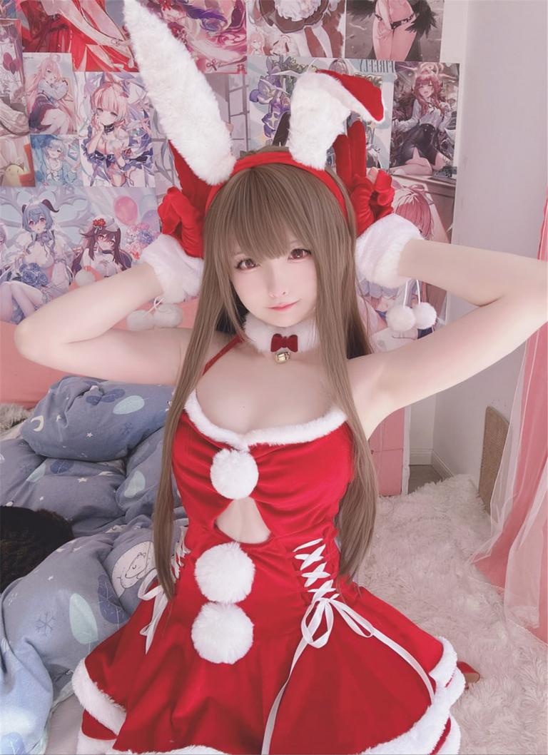 コスプレ] 习呆呆 - コスバニーサンタ：リアルセクシークリスマスバunnyガール うさ耳クリスマス帽子破れ衣装 巨乳白ストッキング開脚 極致誘惑無修正 18P+2V